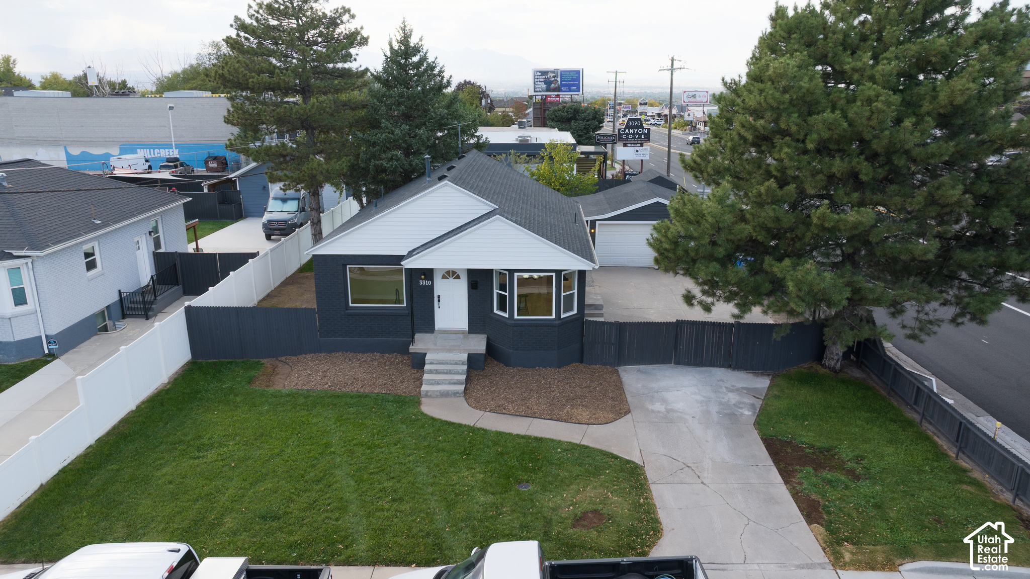 main property photo 17