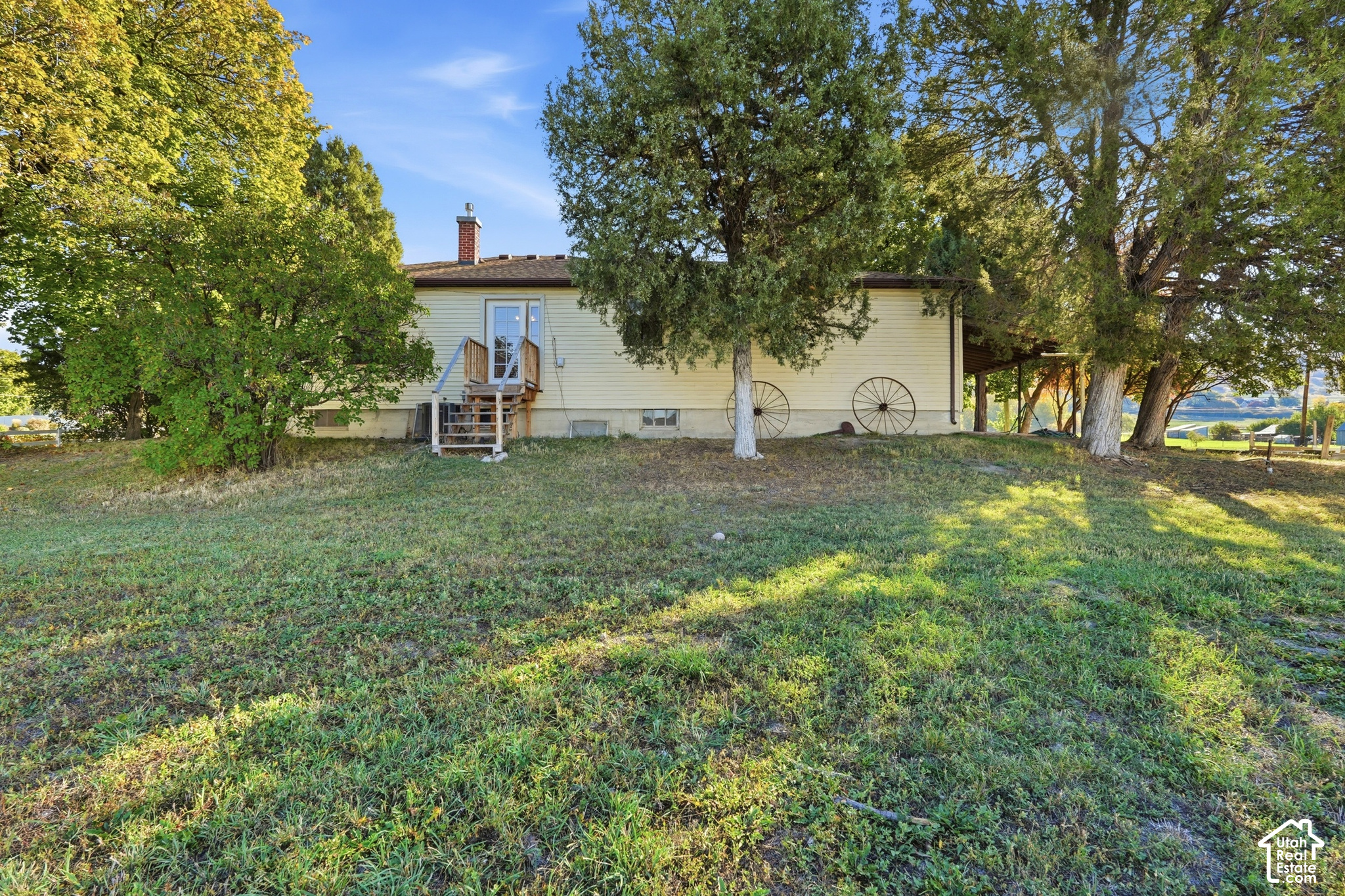 main property photo 4