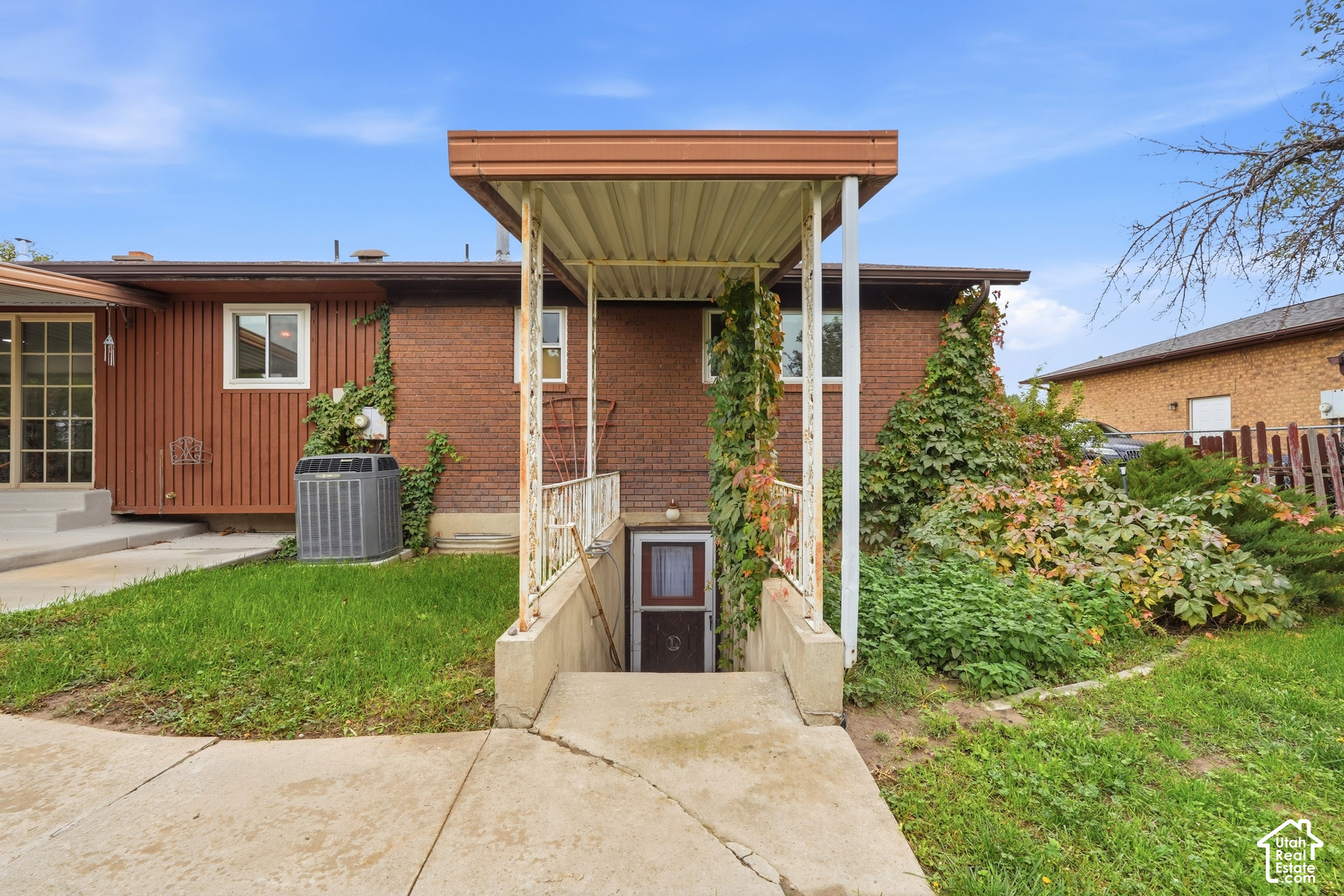 main property photo 35