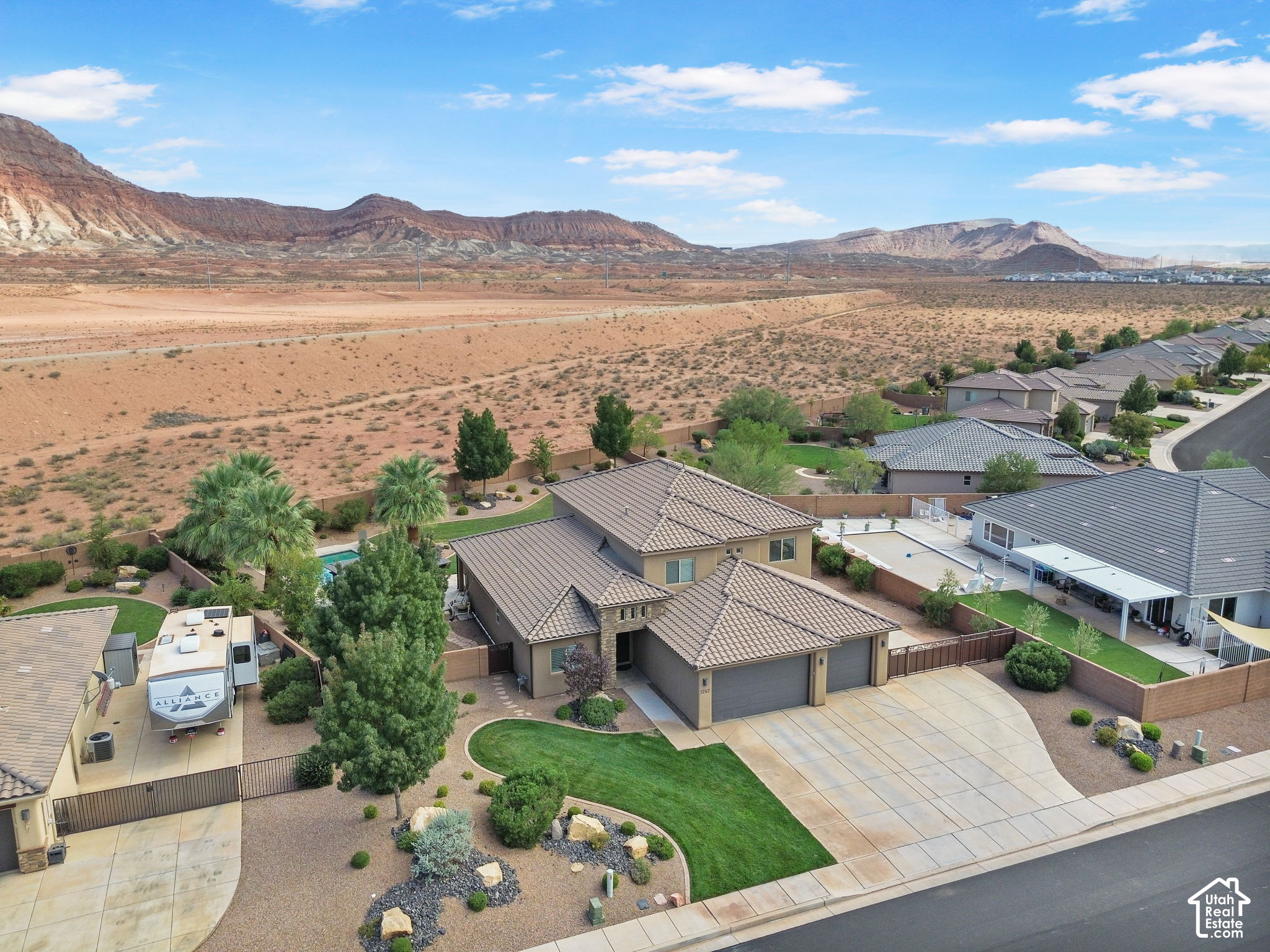 main property photo 11