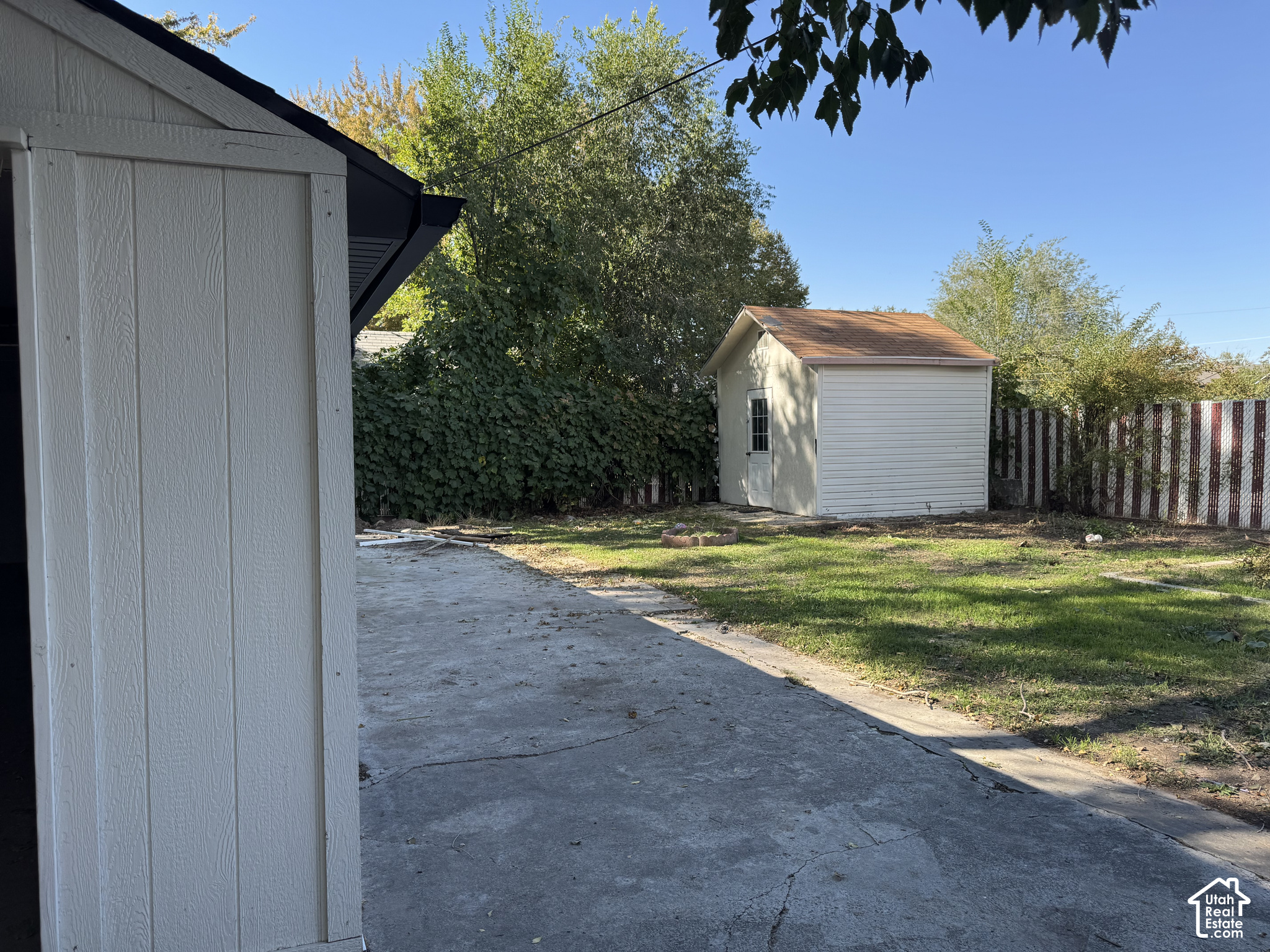 main property photo 18