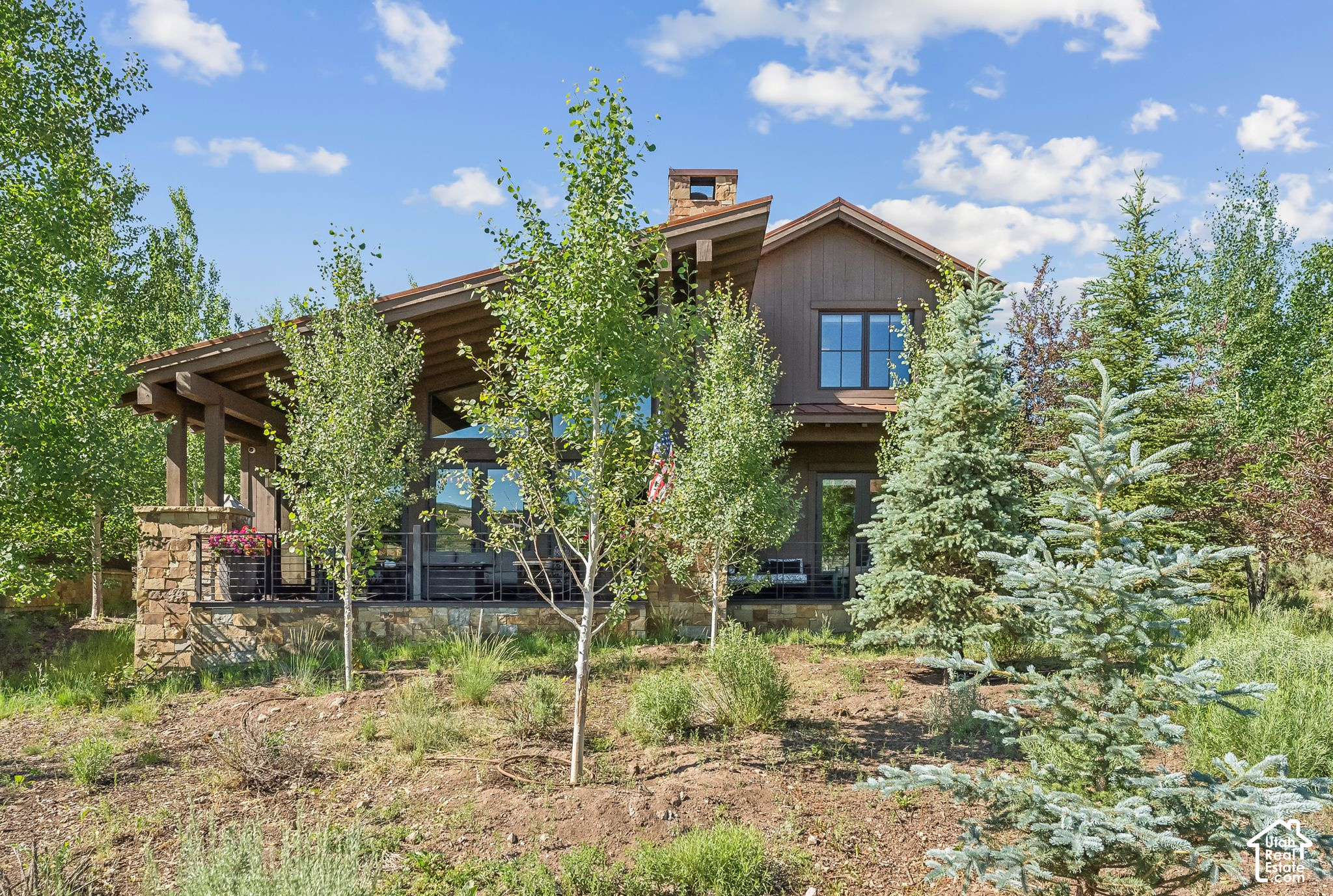 main property photo 31