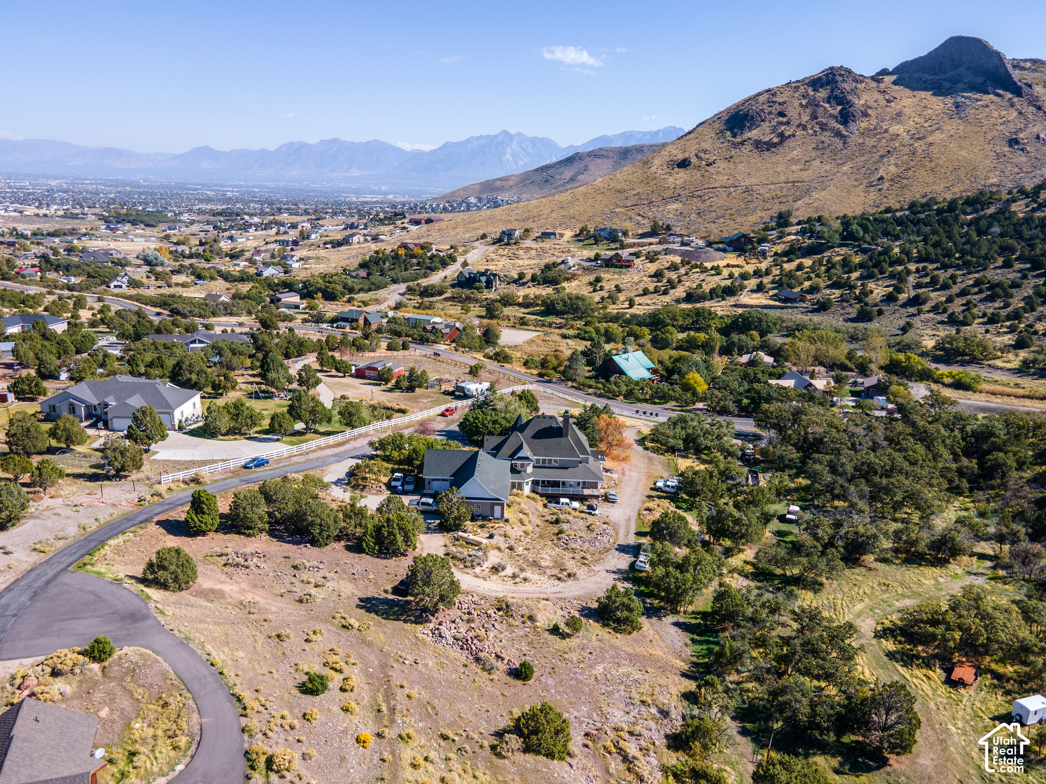 main property photo 30