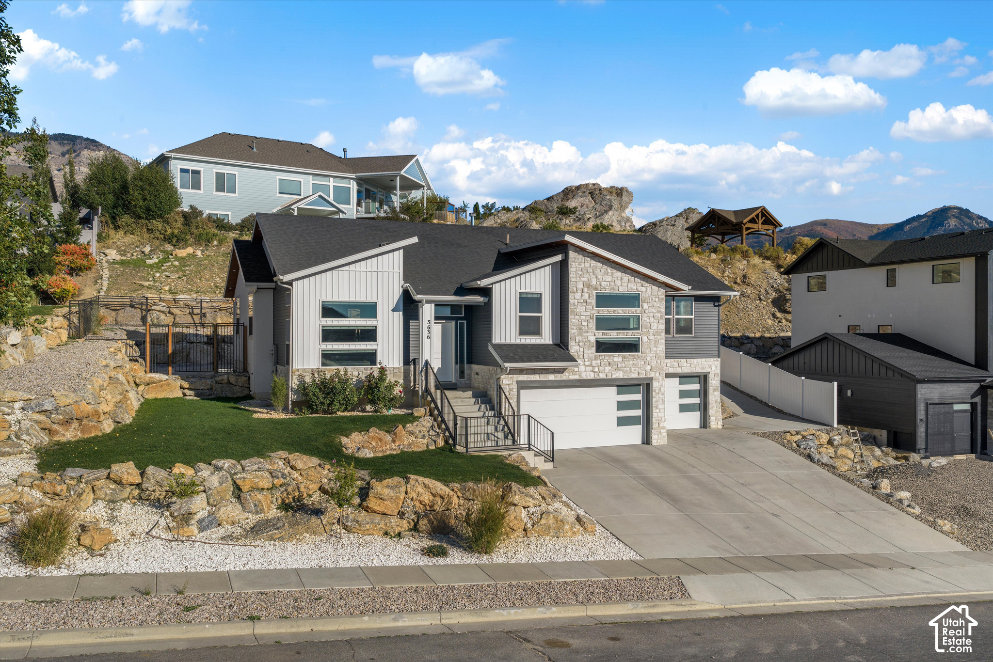main property photo 37