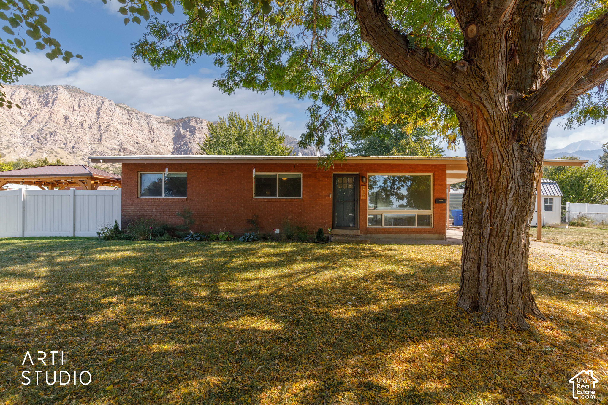 main property photo 1