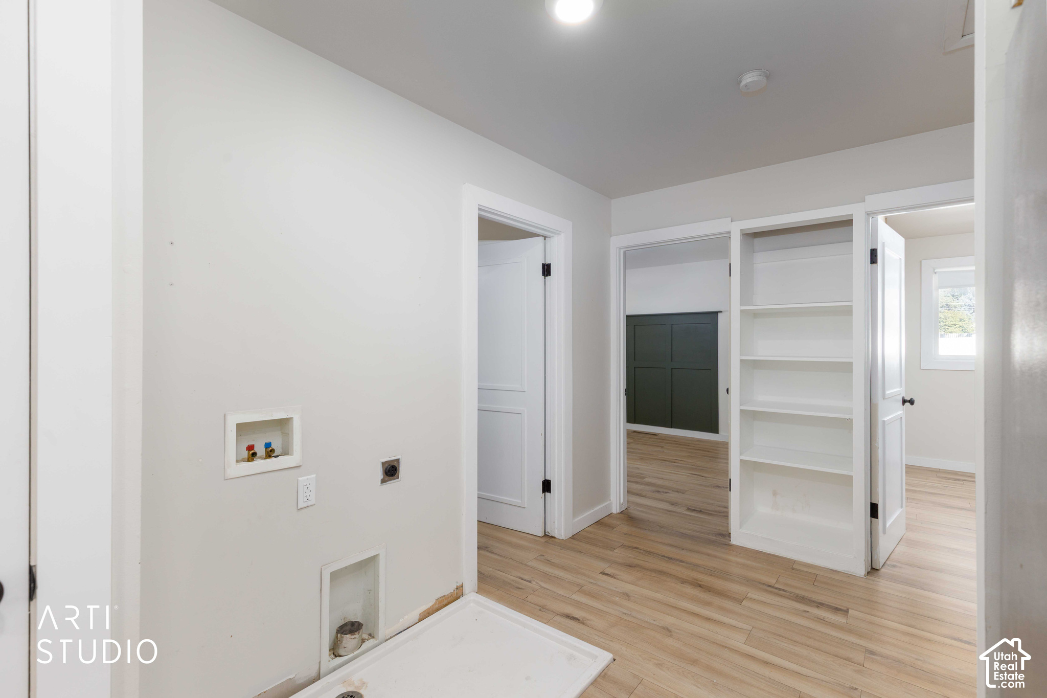 main property photo 11