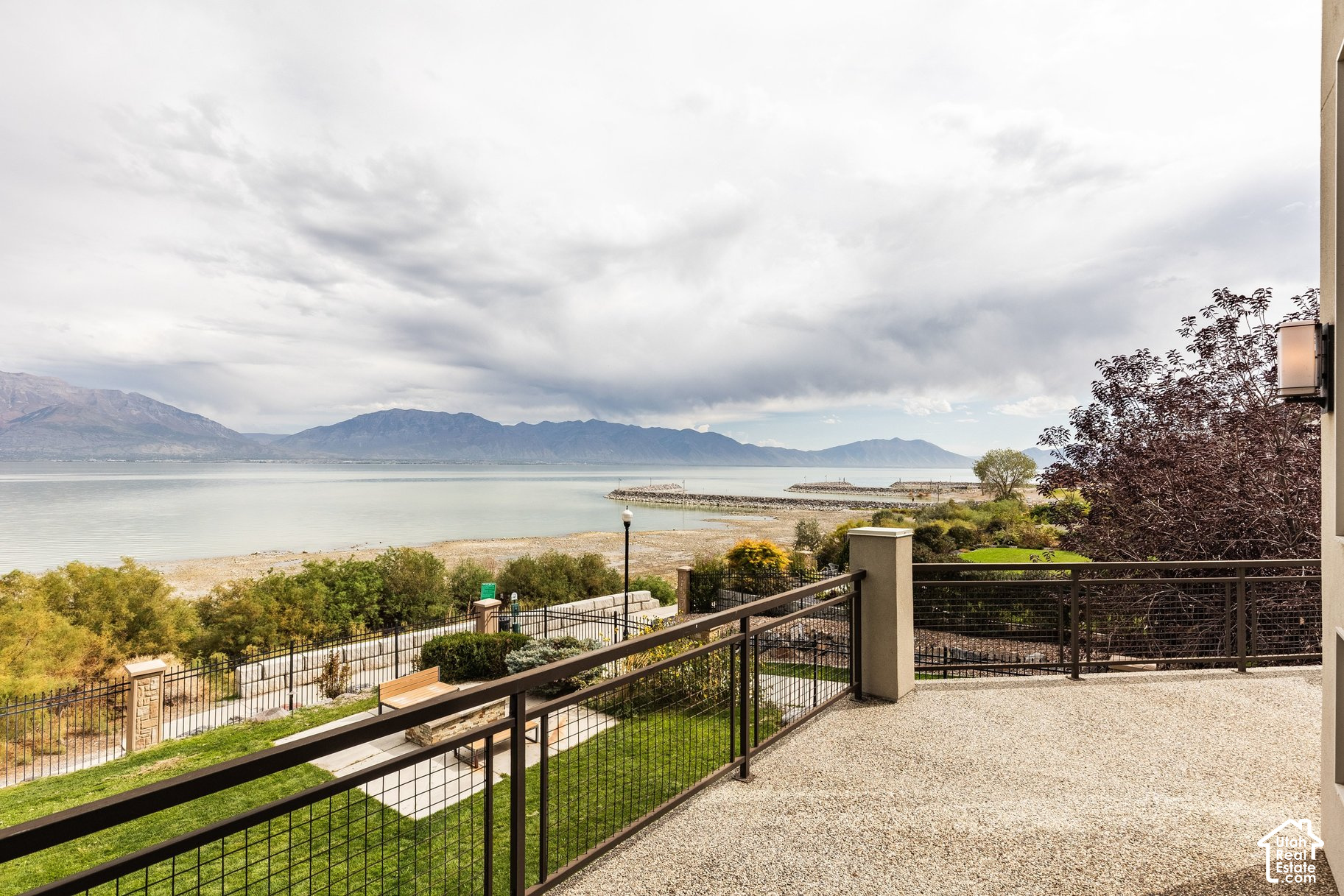 main property photo 20