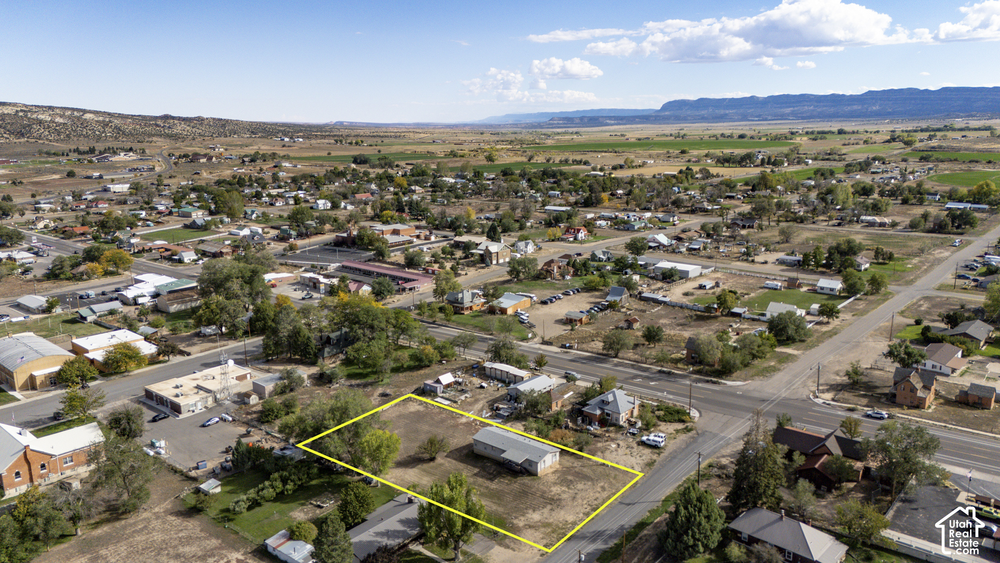 main property photo 4