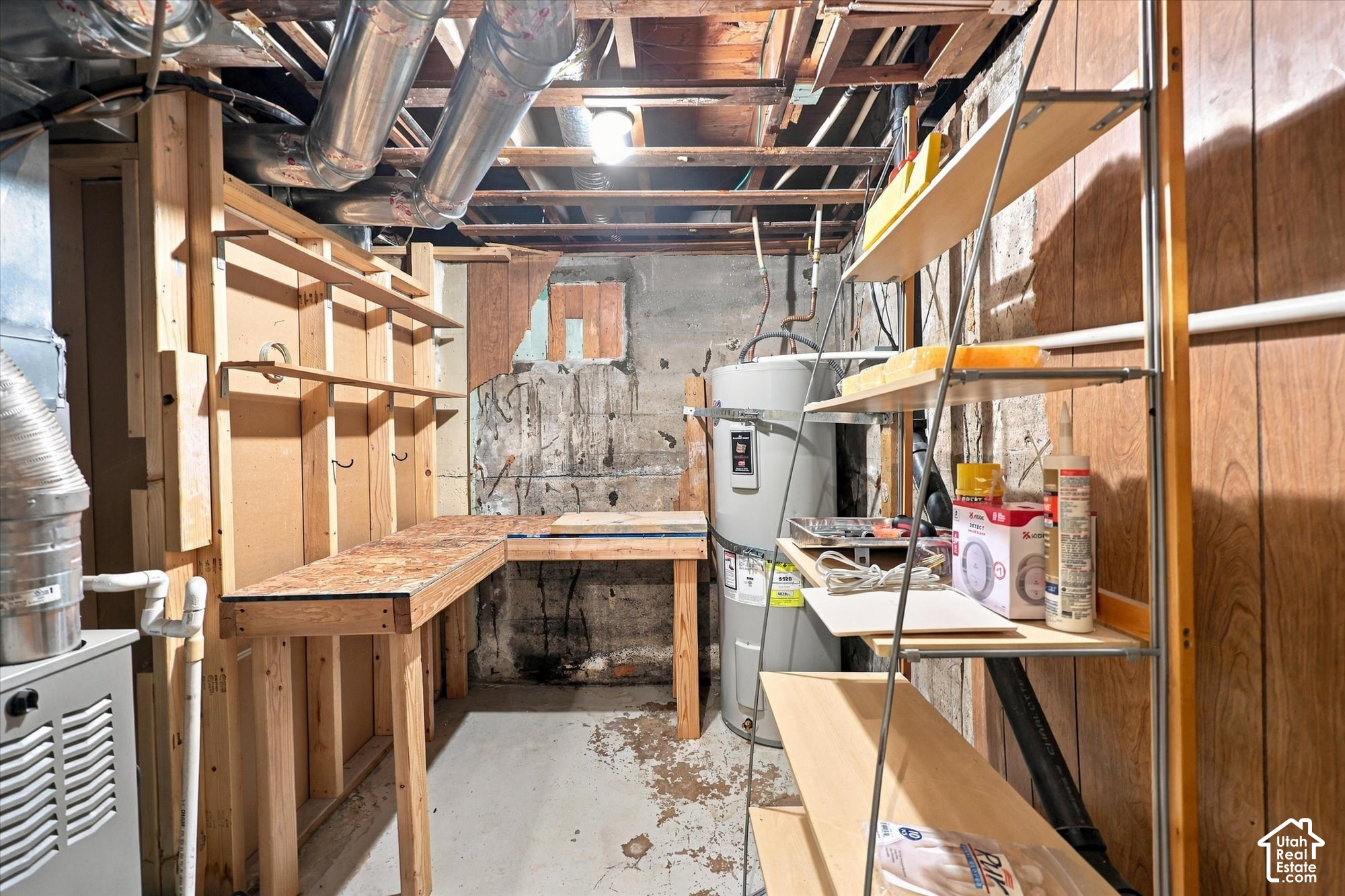 main property photo 24