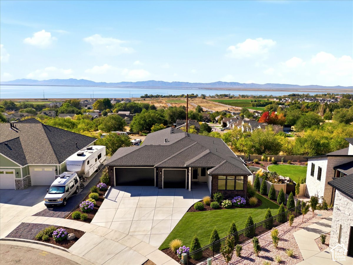 main property photo 63