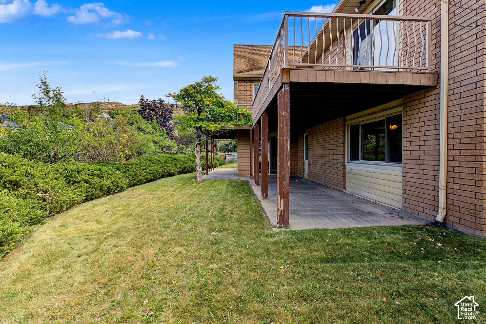 main property photo 50