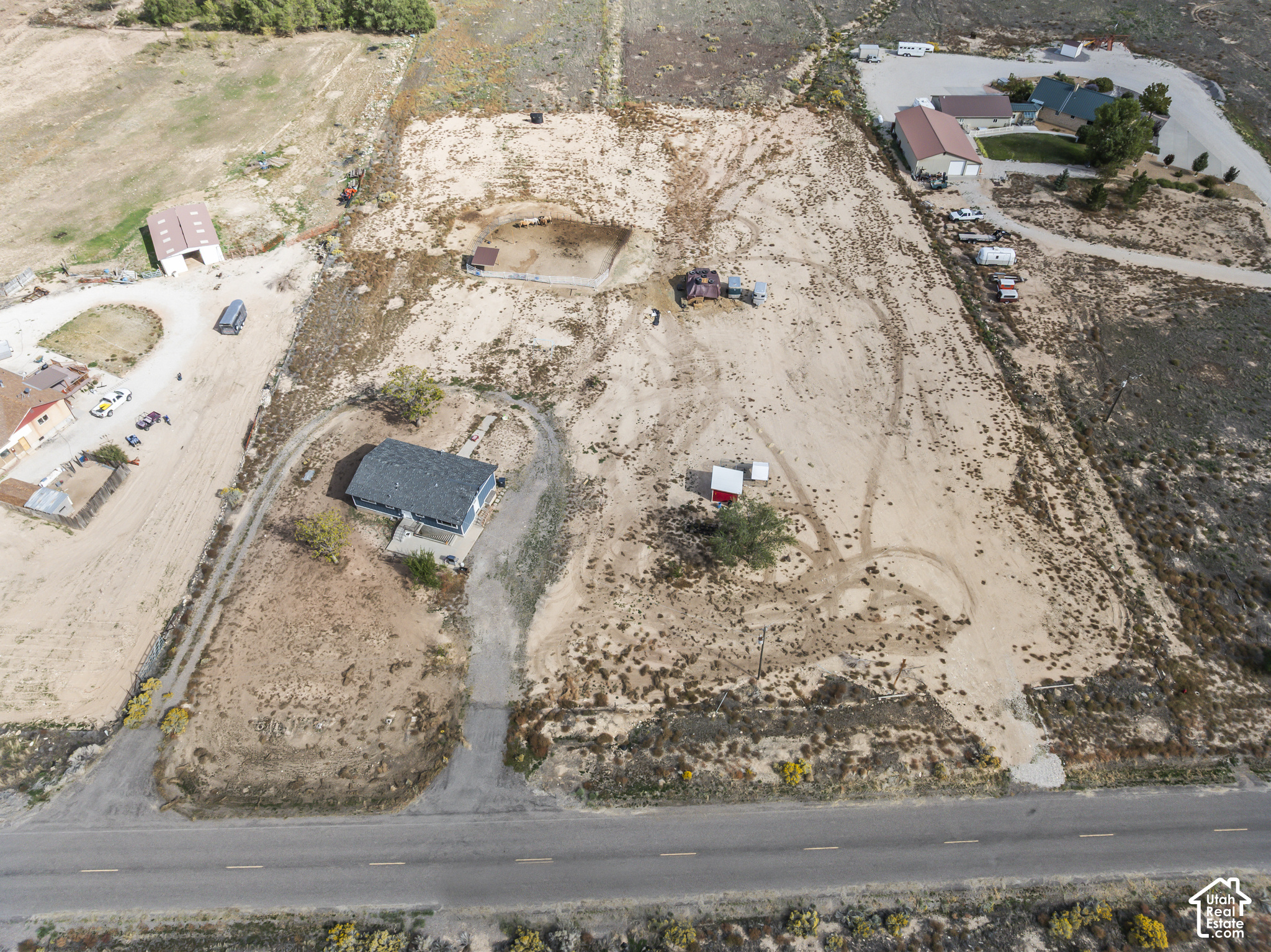main property photo 7