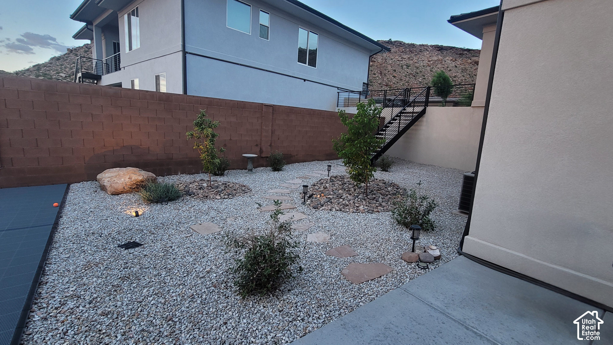 main property photo 50
