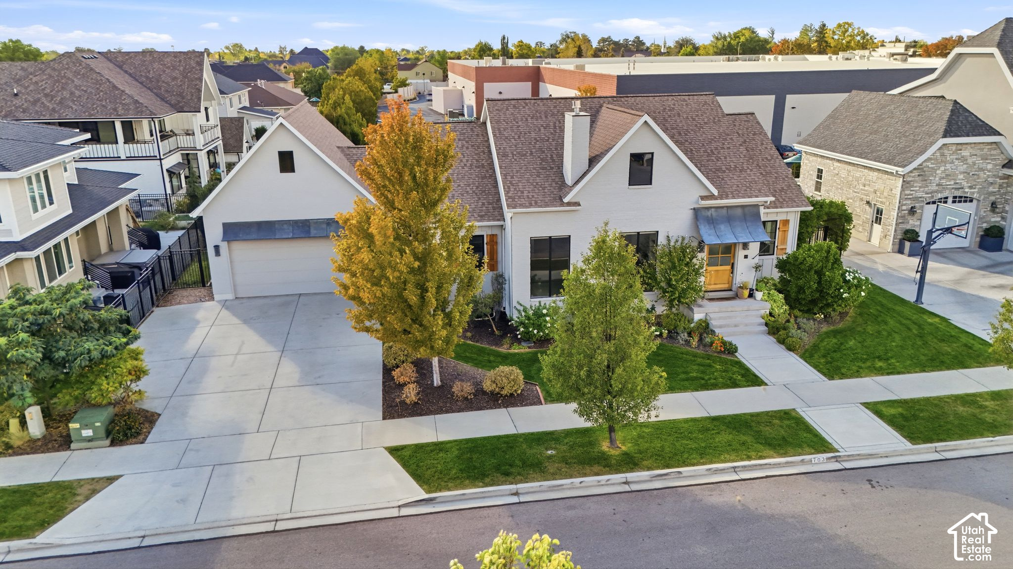main property photo 6