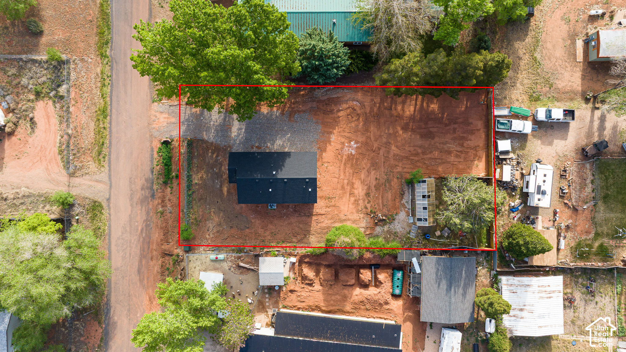 main property photo 17
