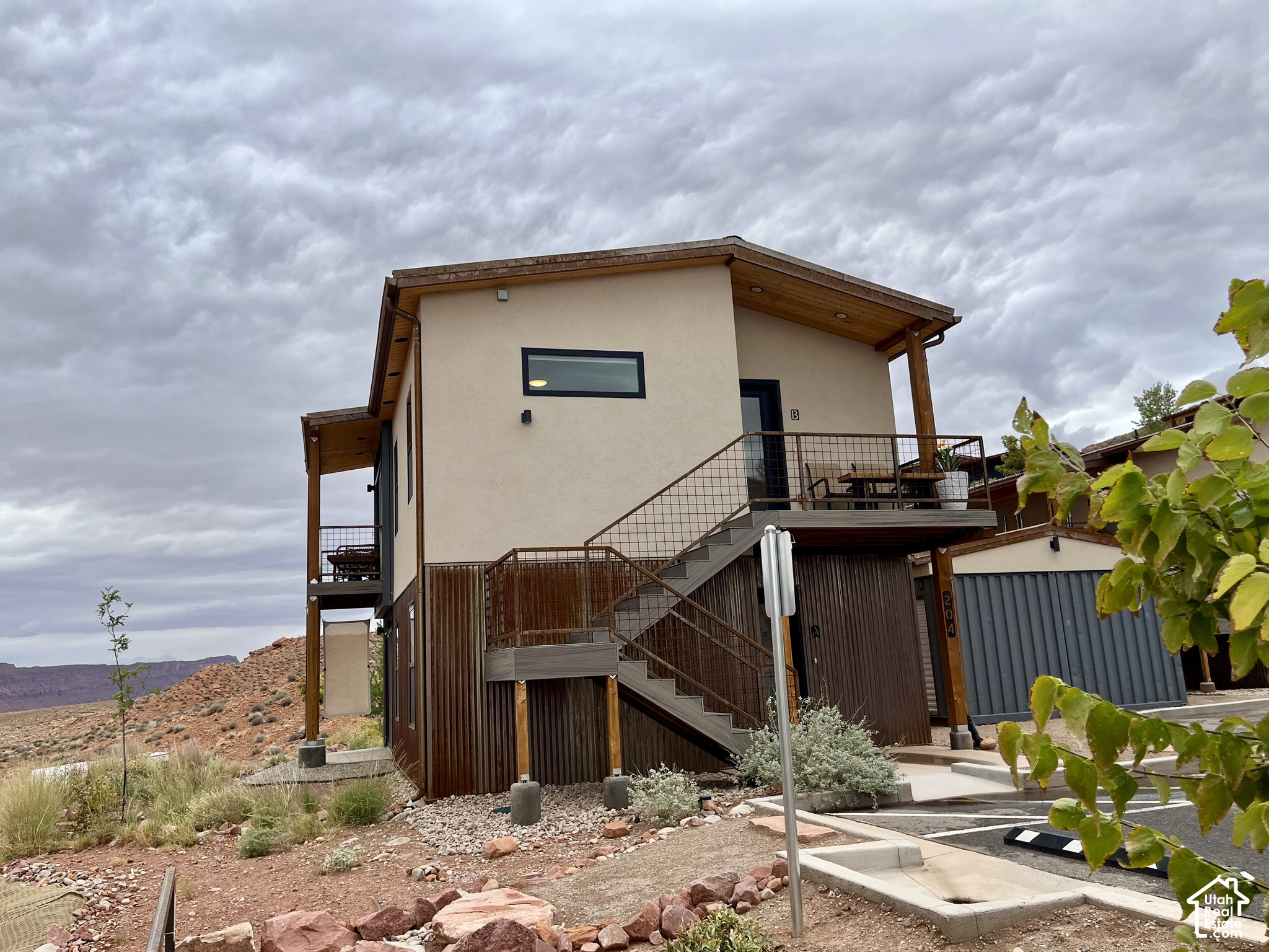 main property photo 26