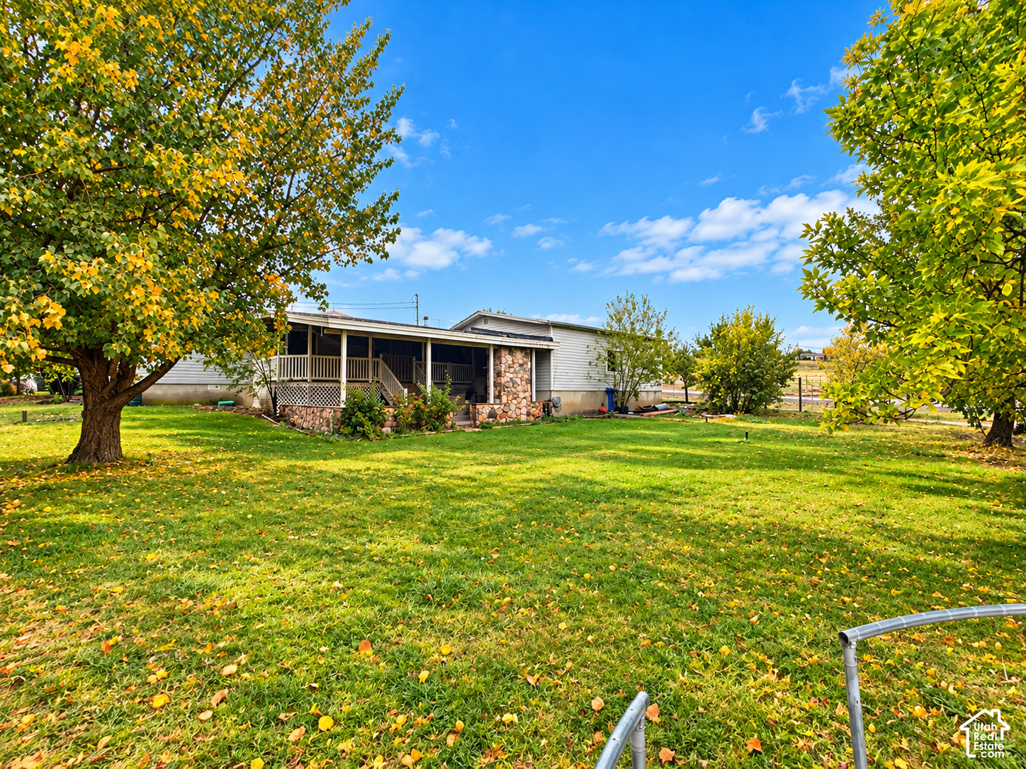 main property photo 16