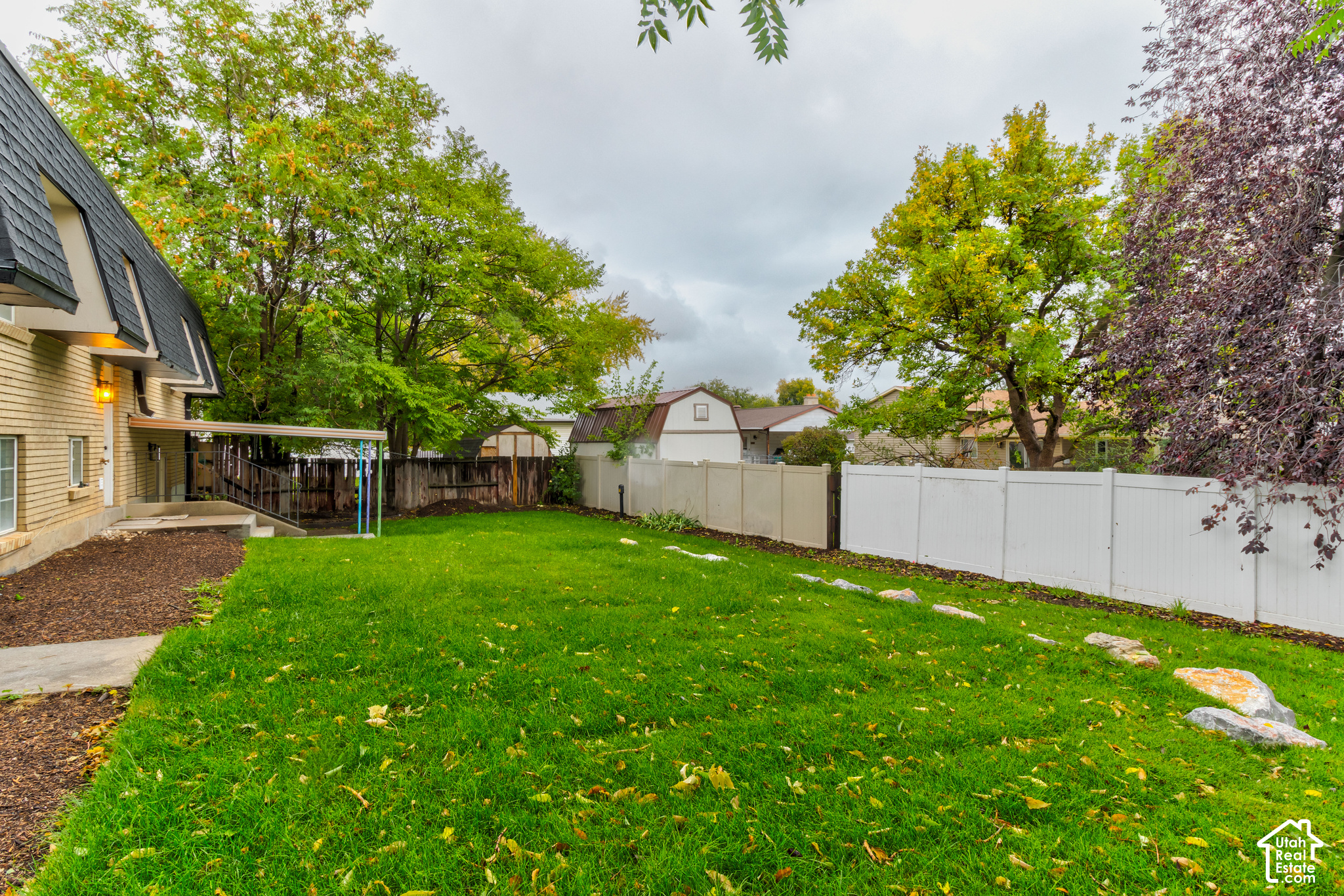 main property photo 21
