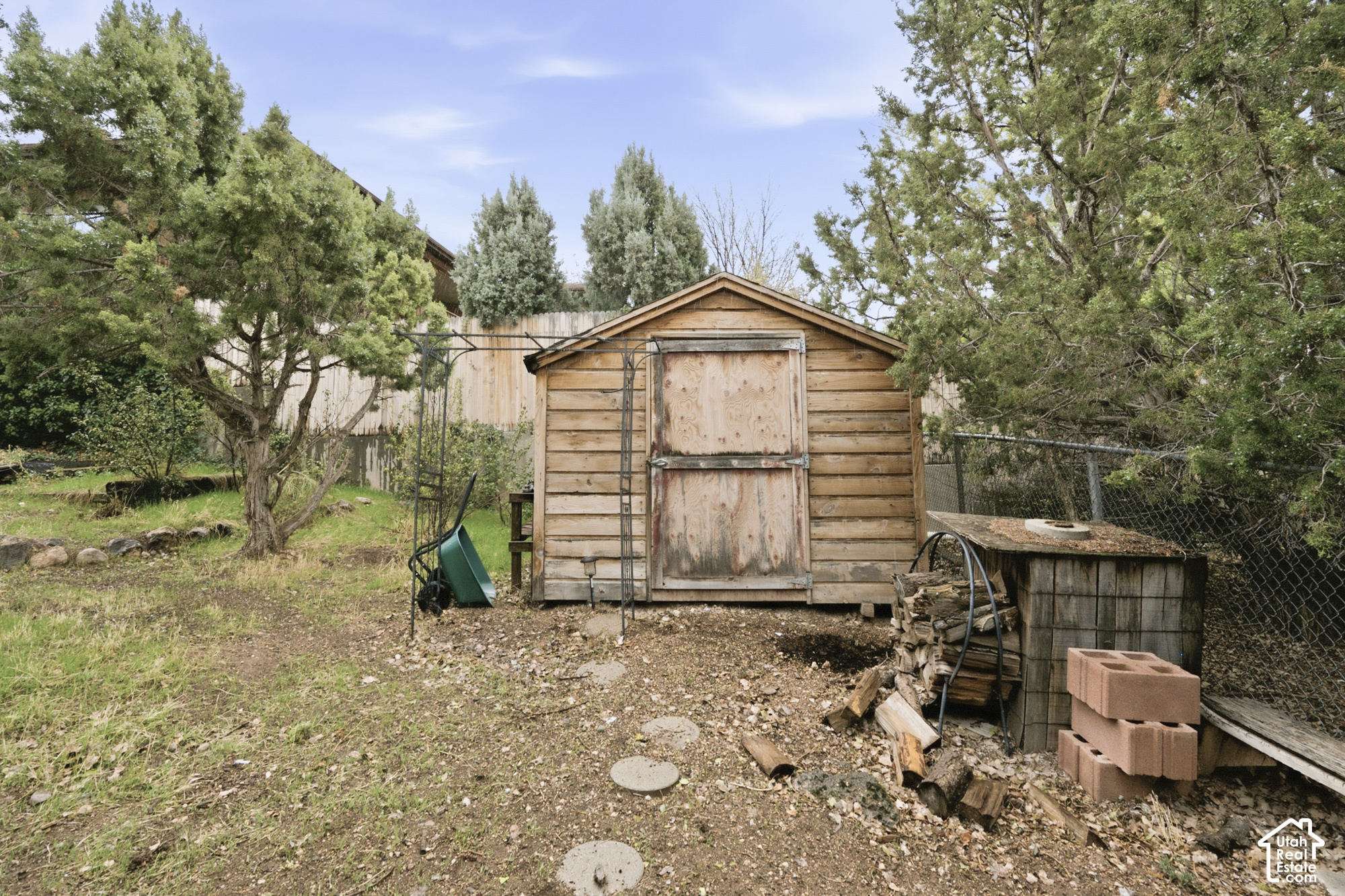 main property photo 46