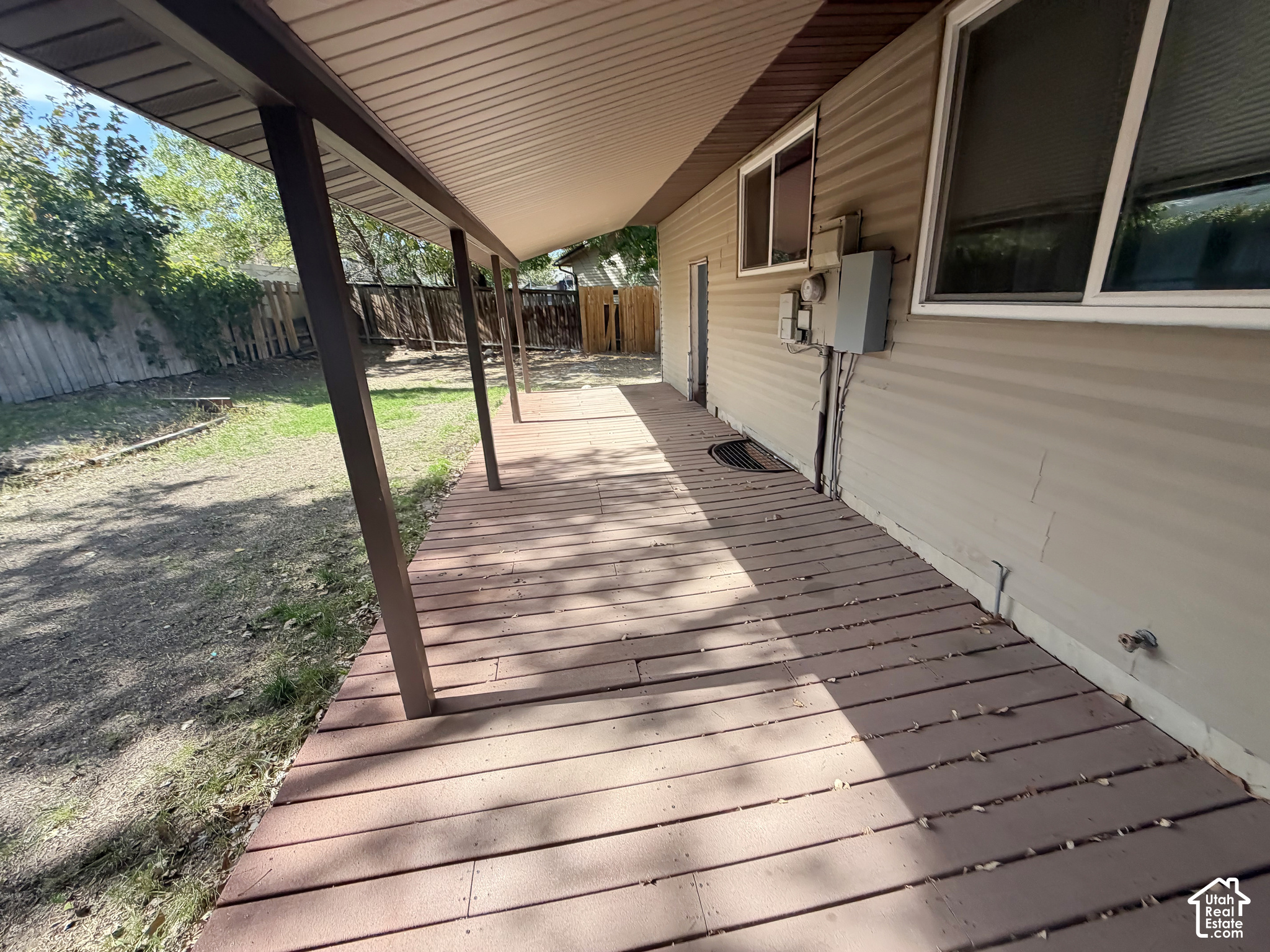 main property photo 29