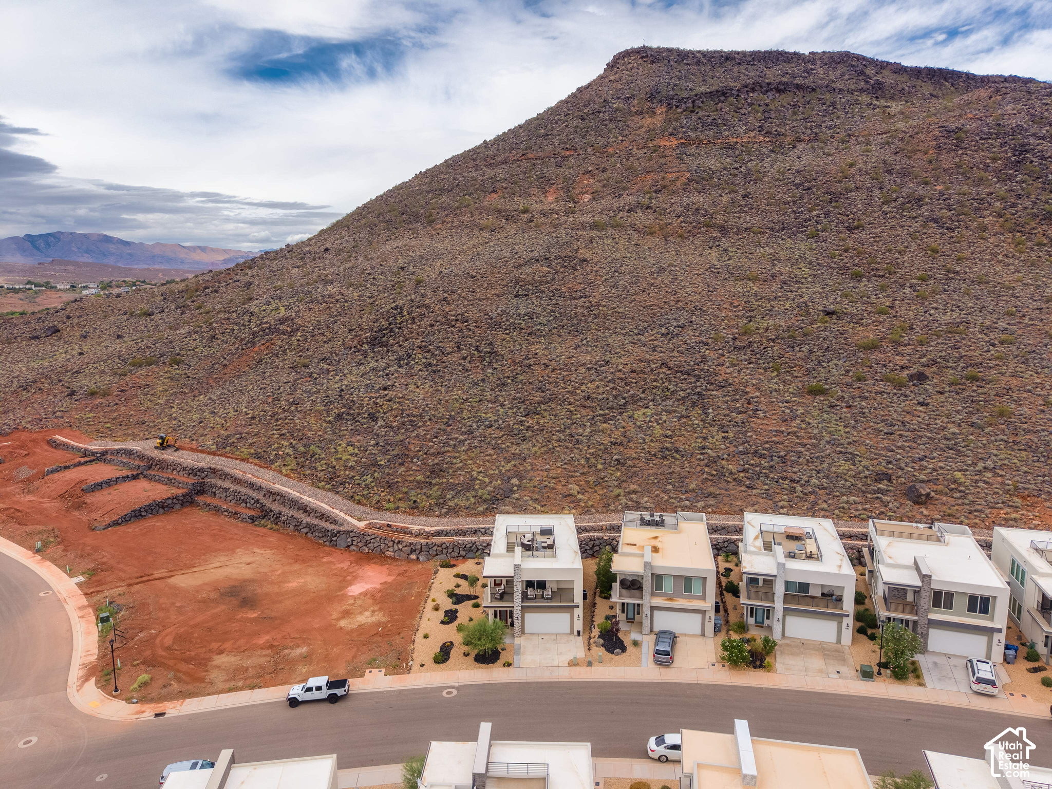 main property photo 89