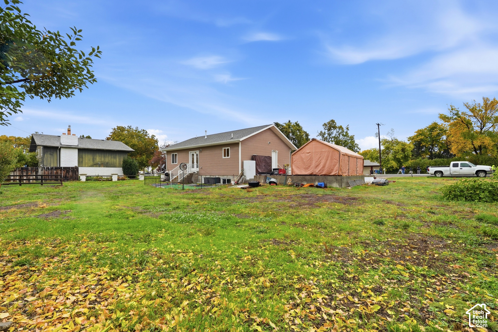 main property photo 21