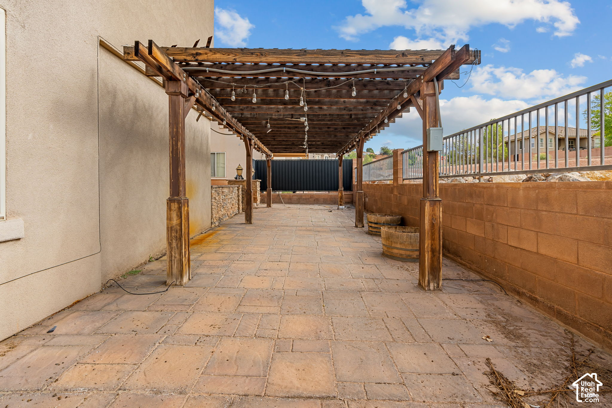 main property photo 76