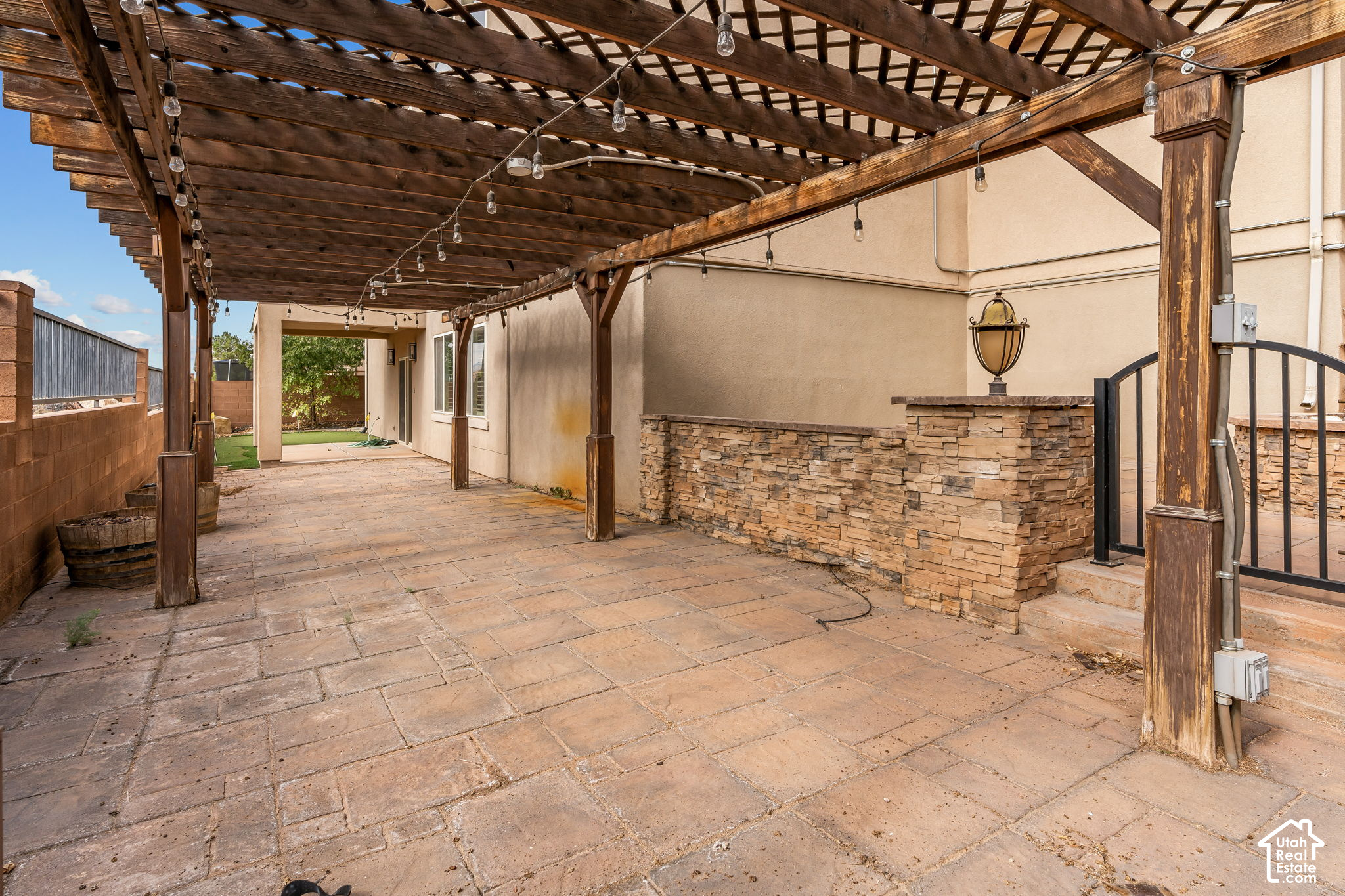 main property photo 77