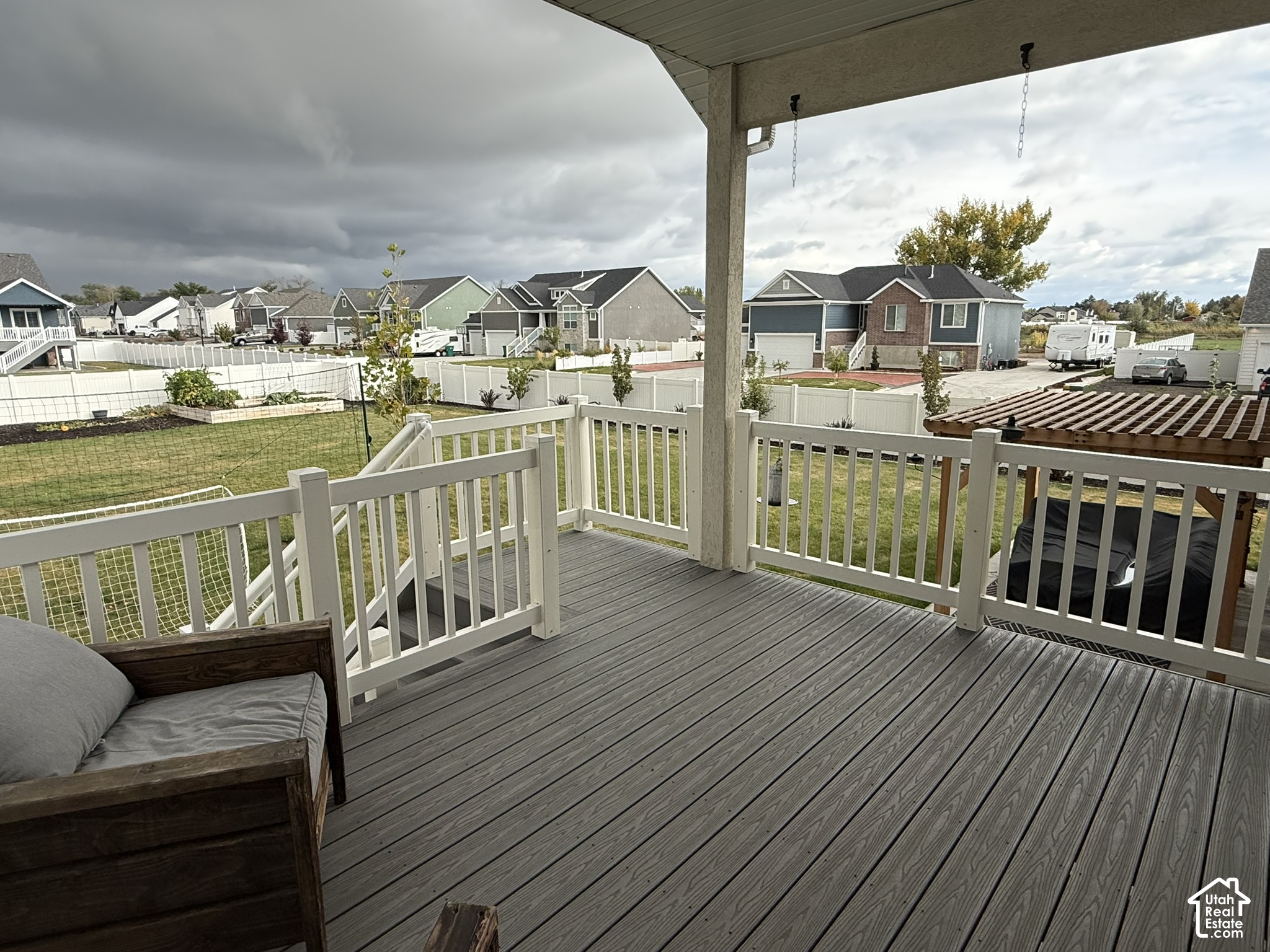 main property photo 41