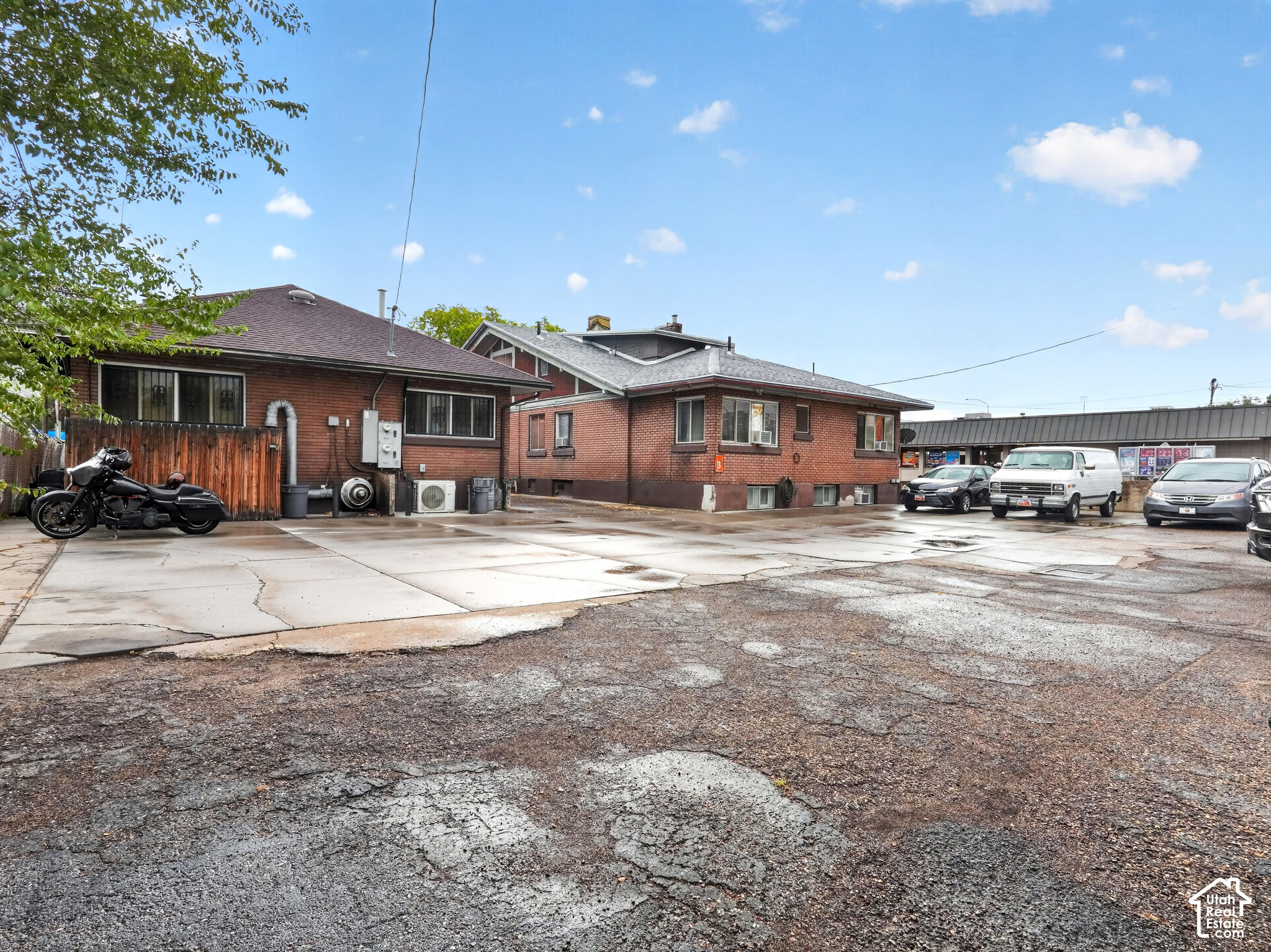 main property photo 31