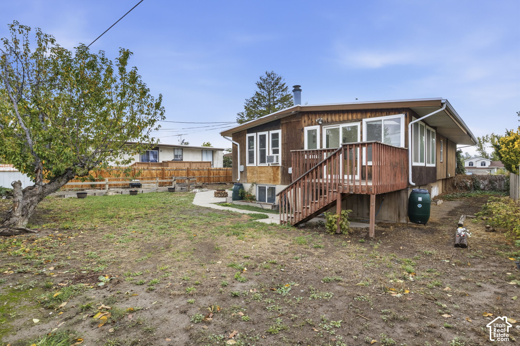 main property photo 50
