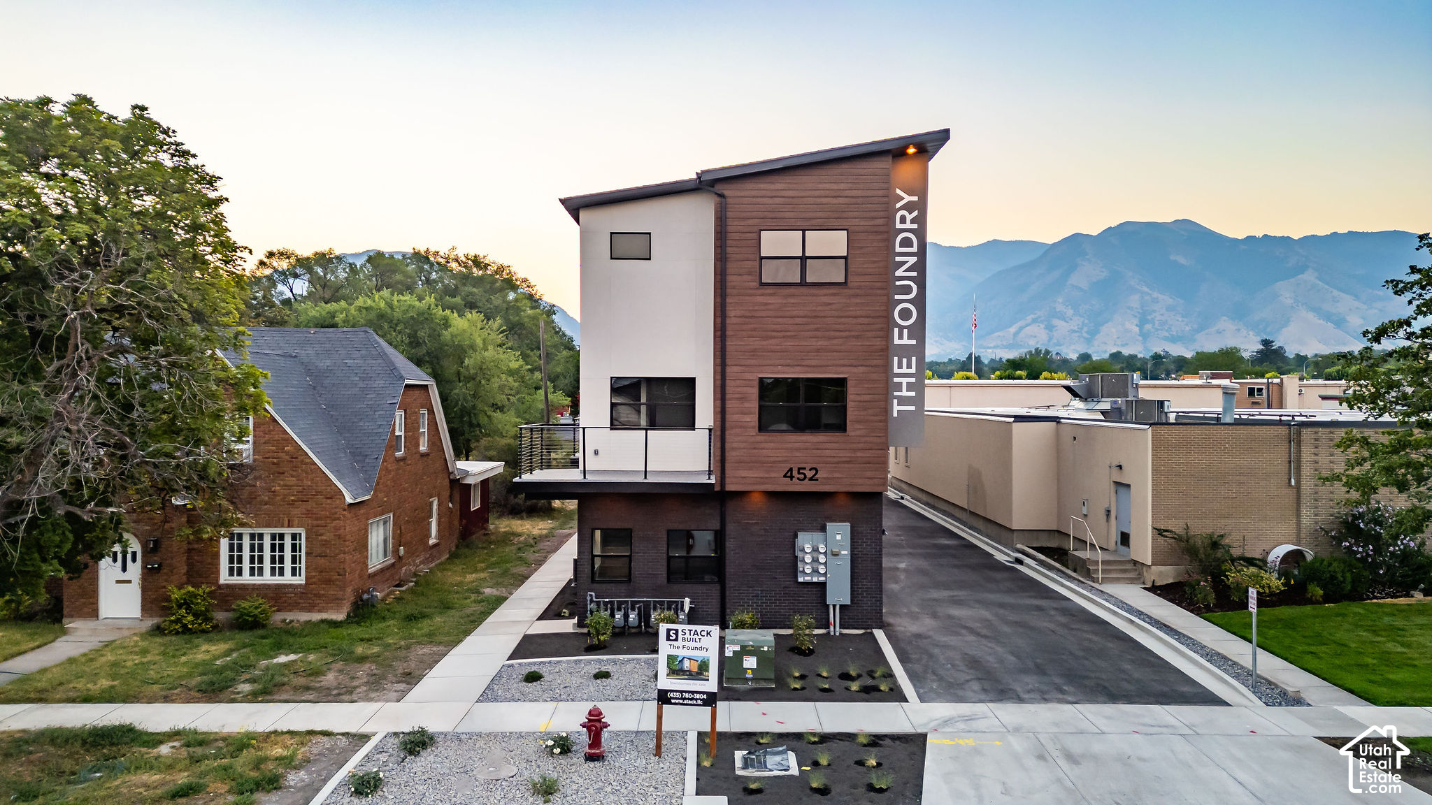 main property photo 27