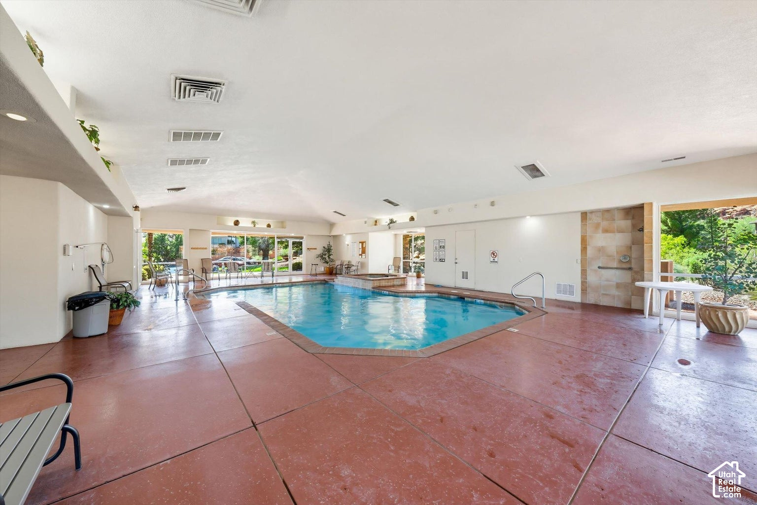 main property photo 58