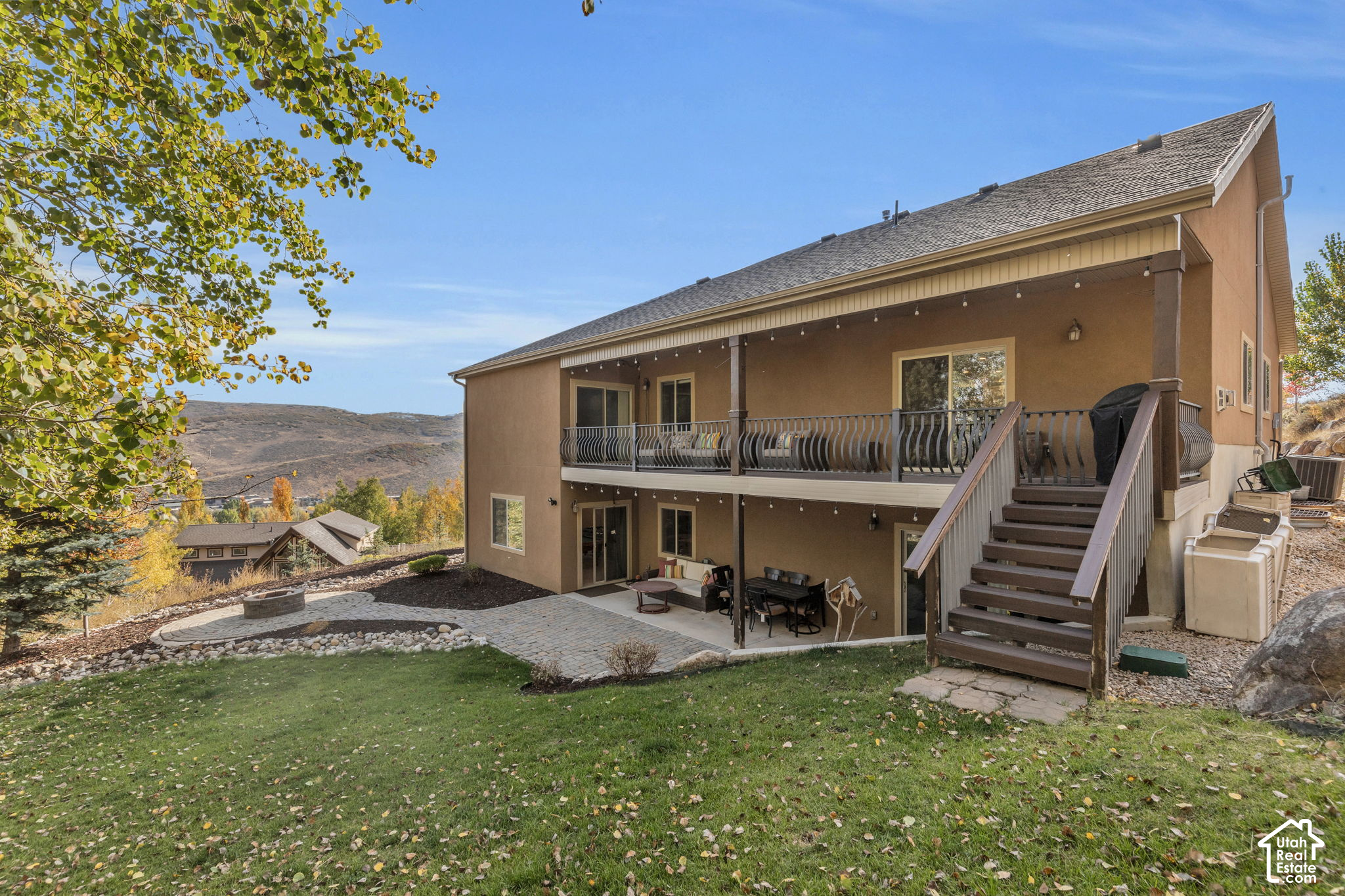 main property photo 38