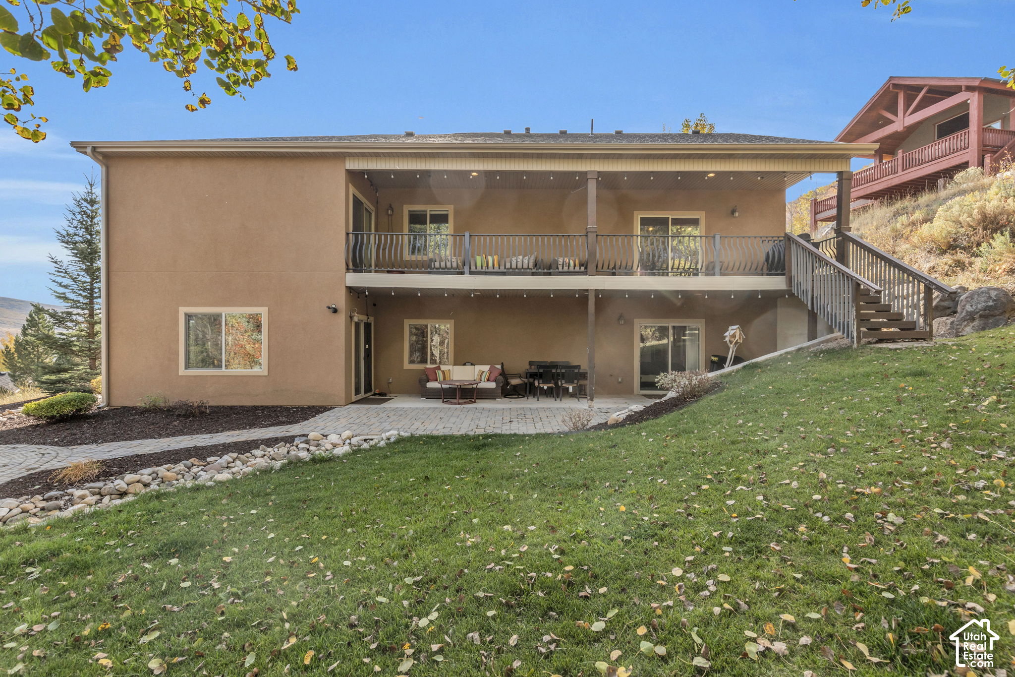 main property photo 39