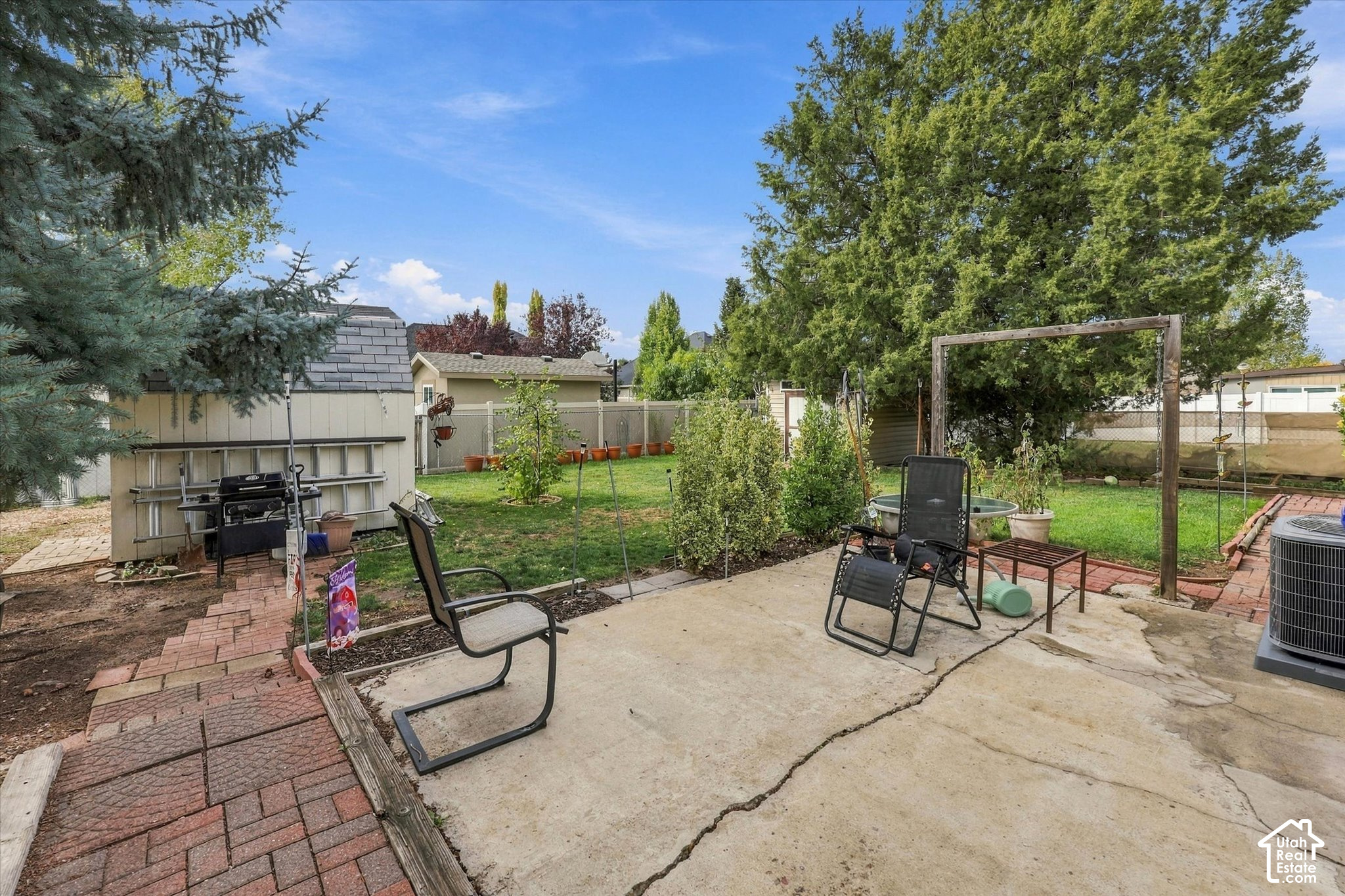 main property photo 15