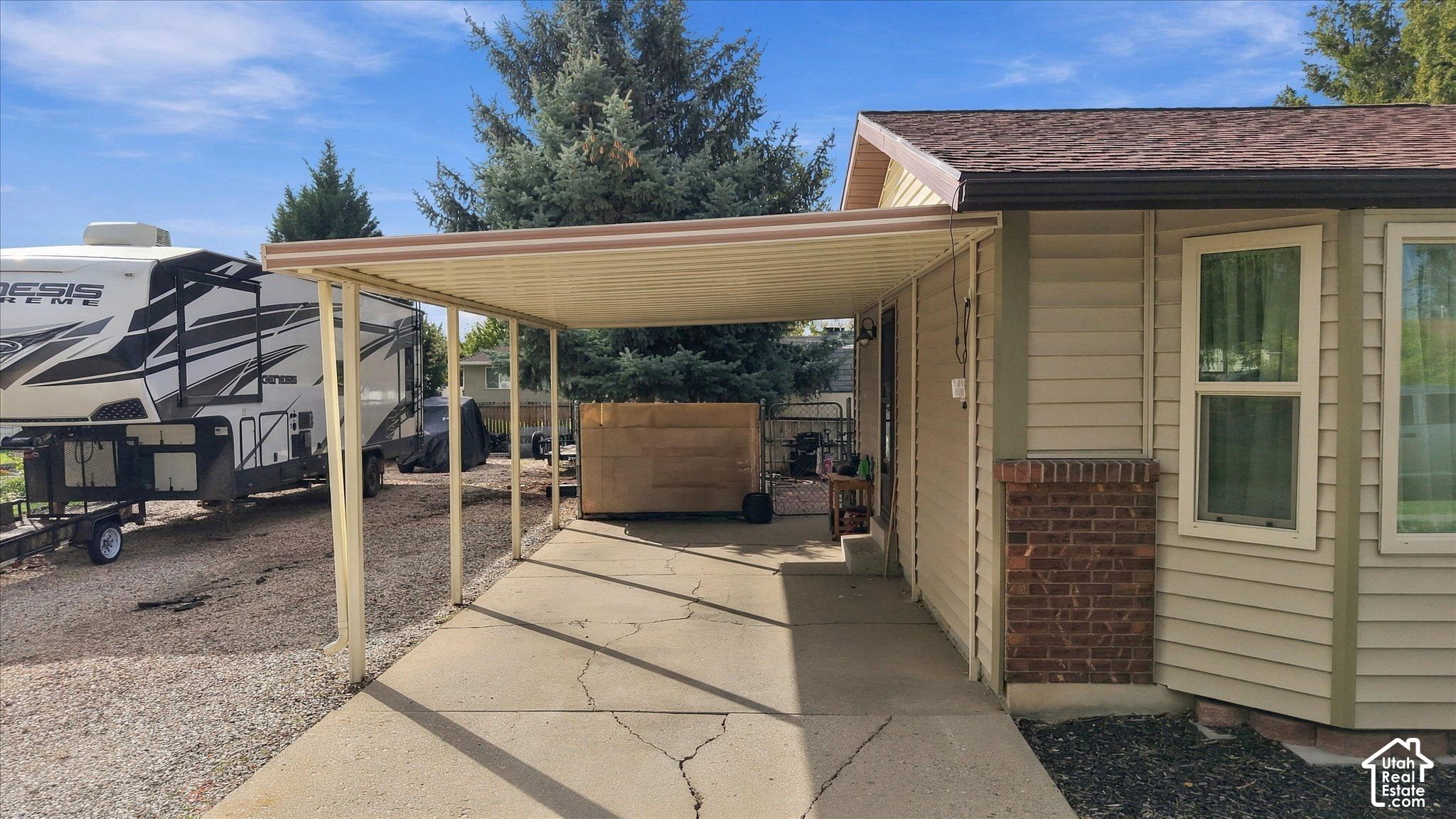 main property photo 26