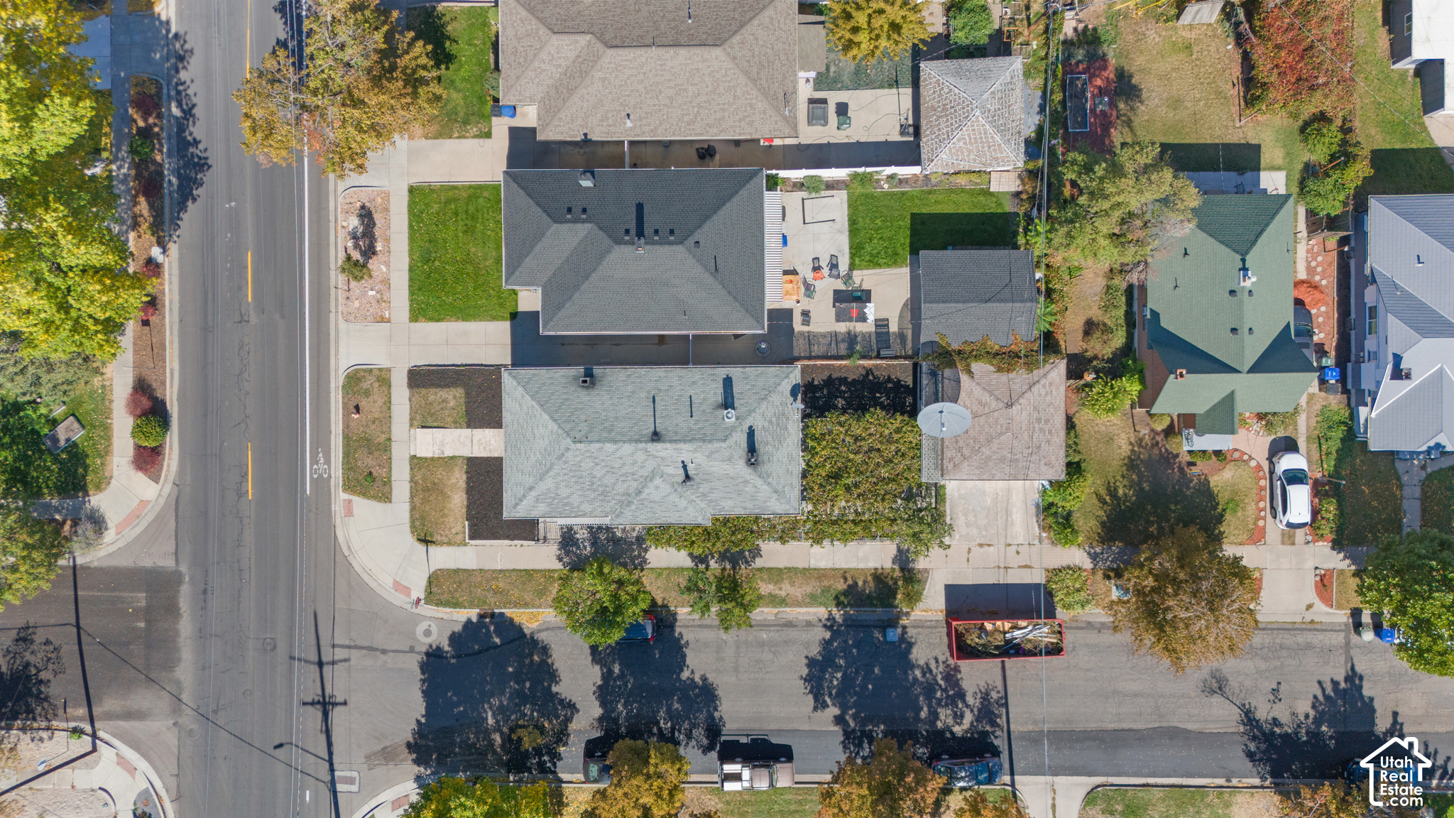 main property photo 27