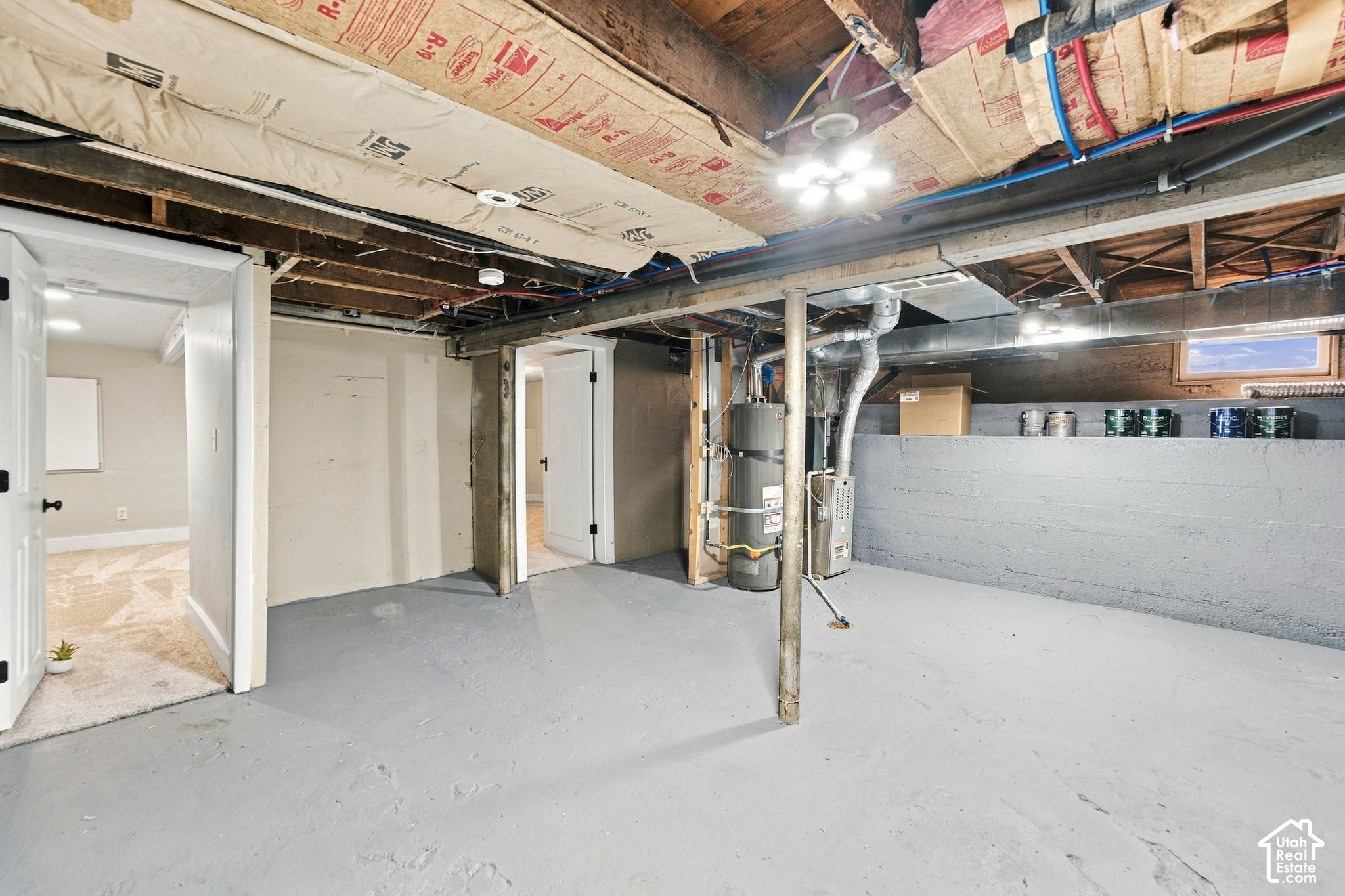 main property photo 17