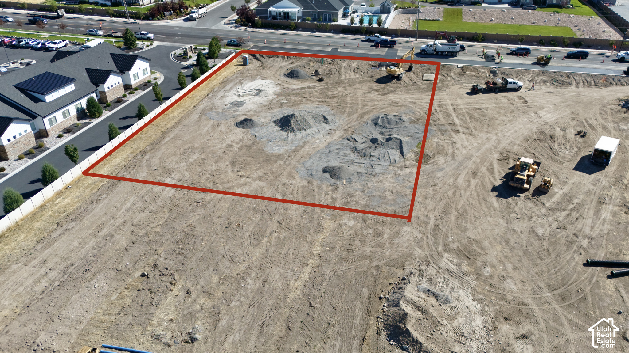 main property photo 12