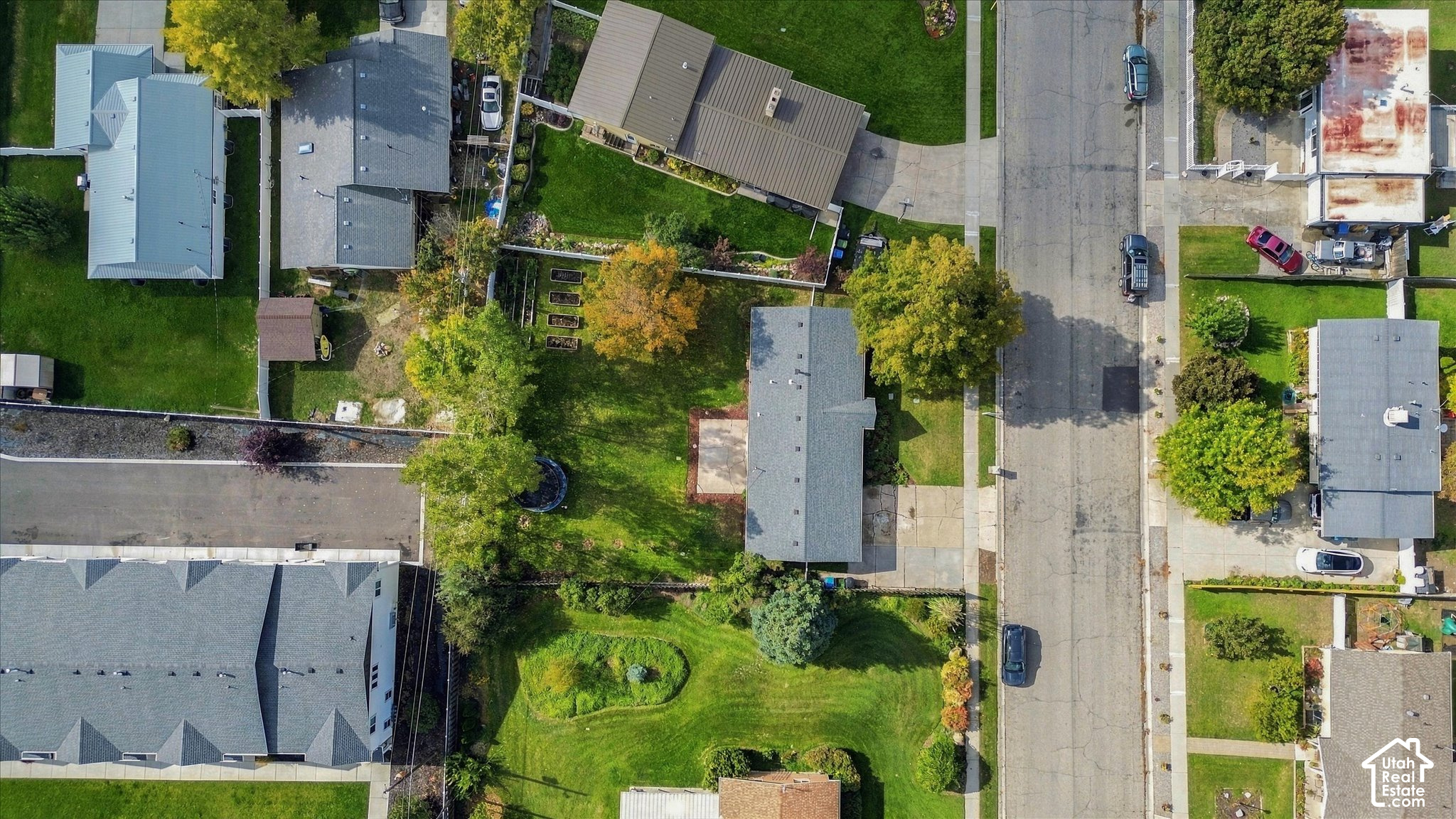 main property photo 43