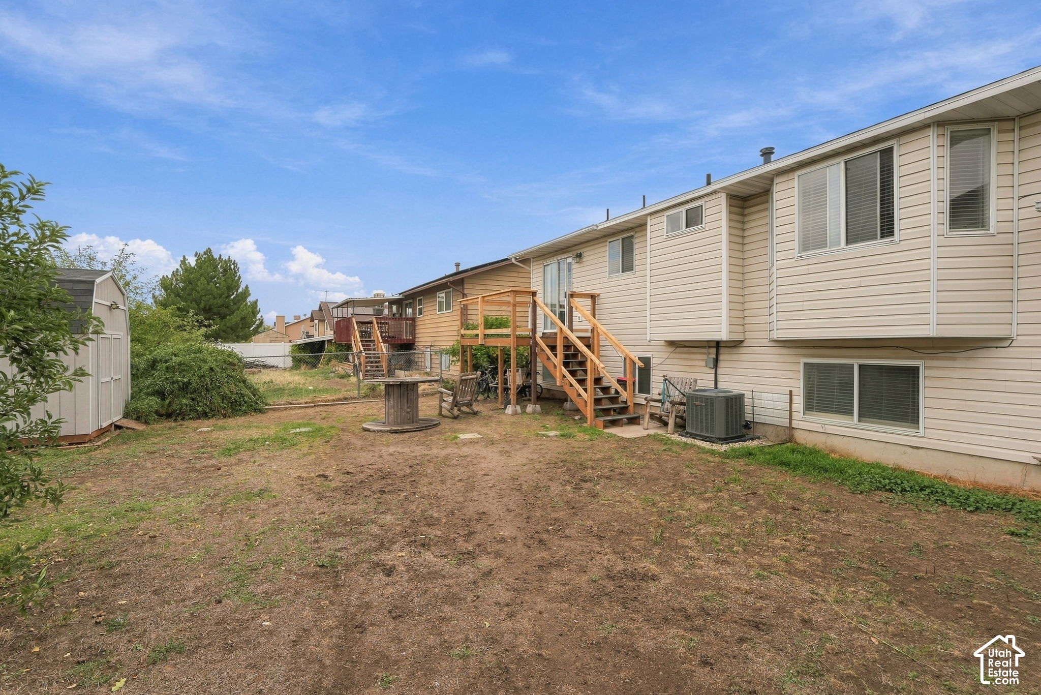 main property photo 34