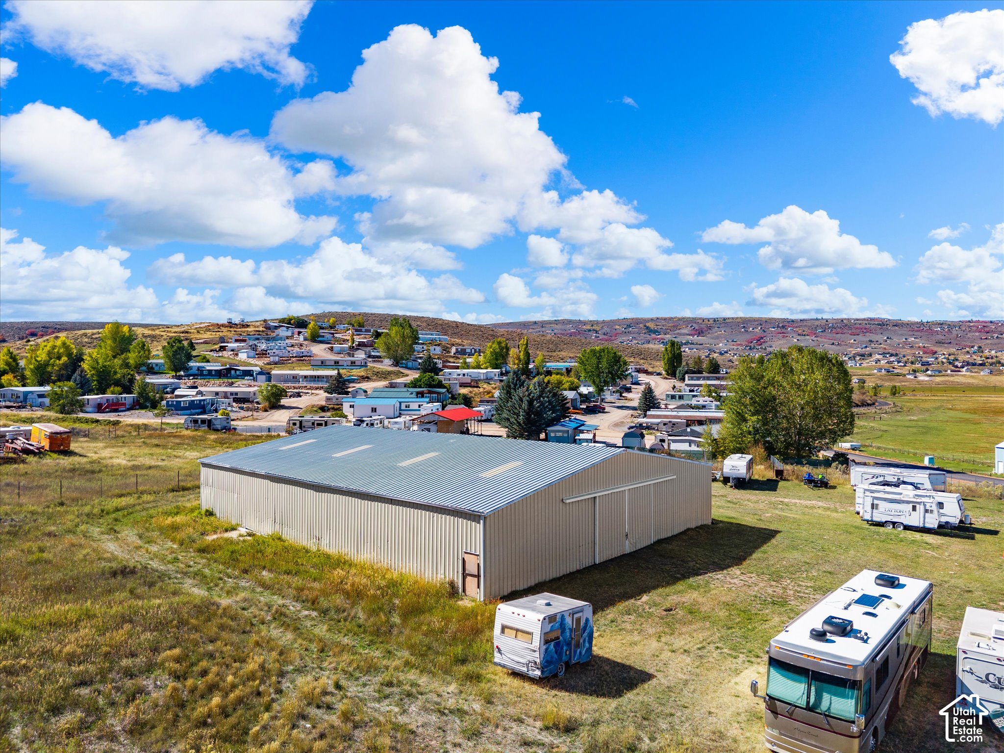 main property photo 14