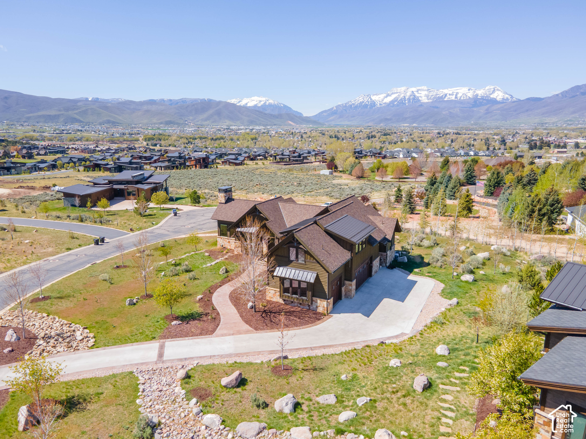 main property photo 65
