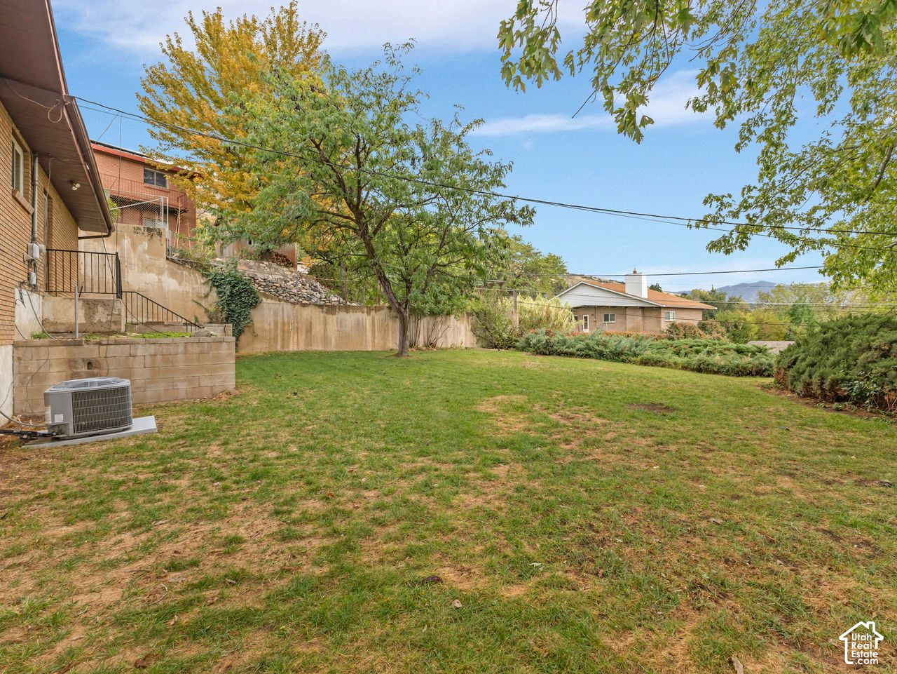 main property photo 27