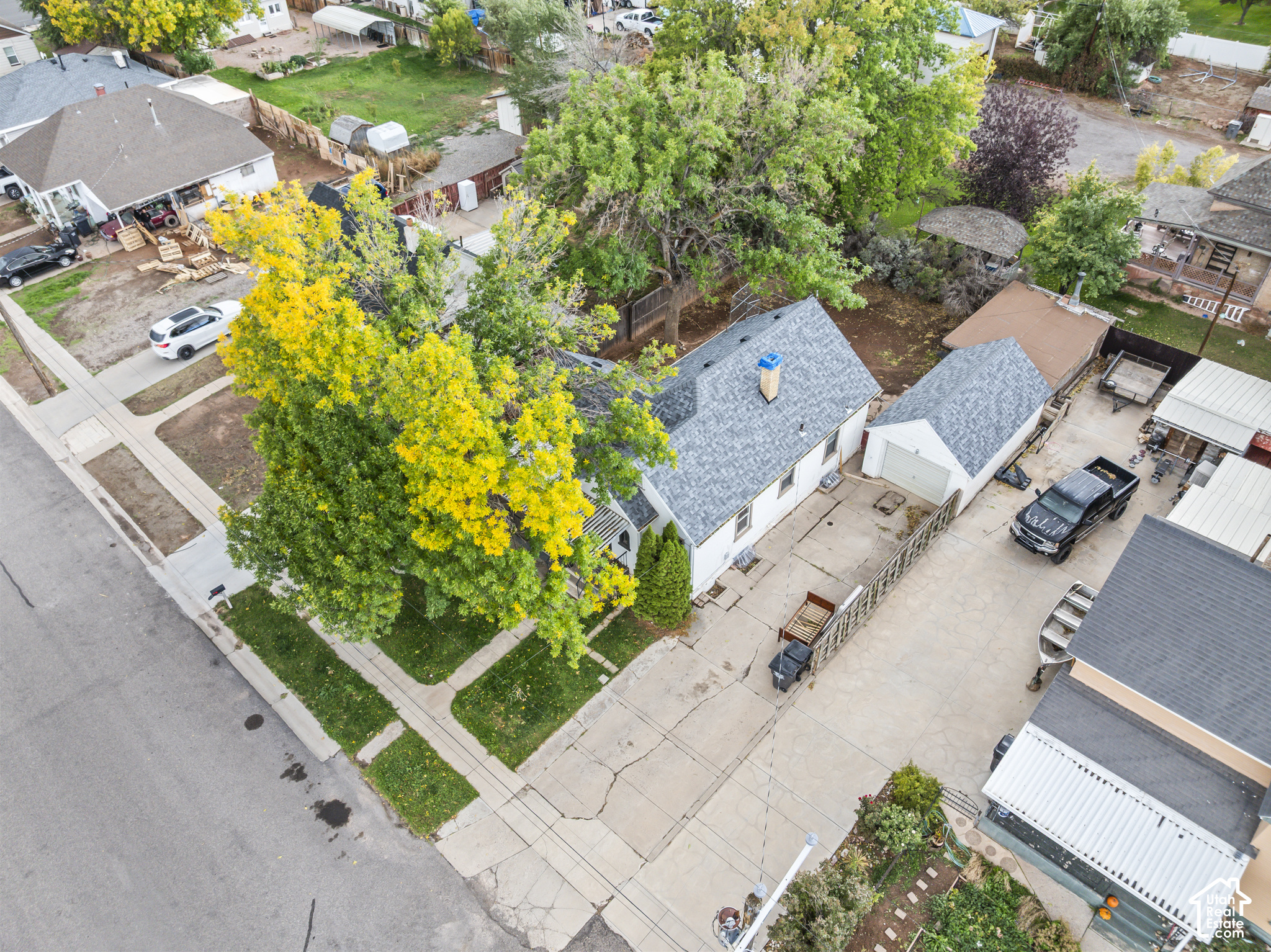 main property photo 8