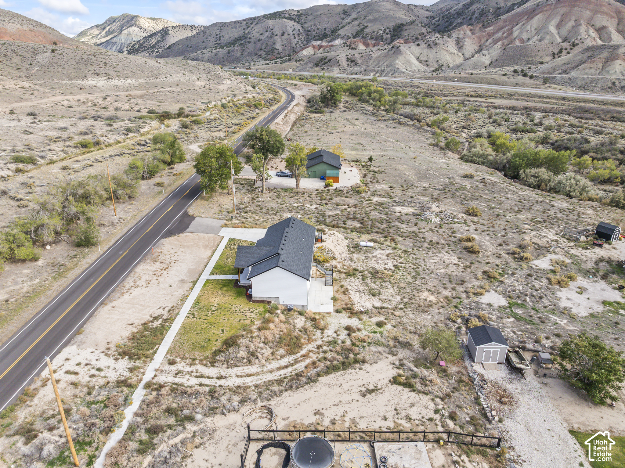 main property photo 10