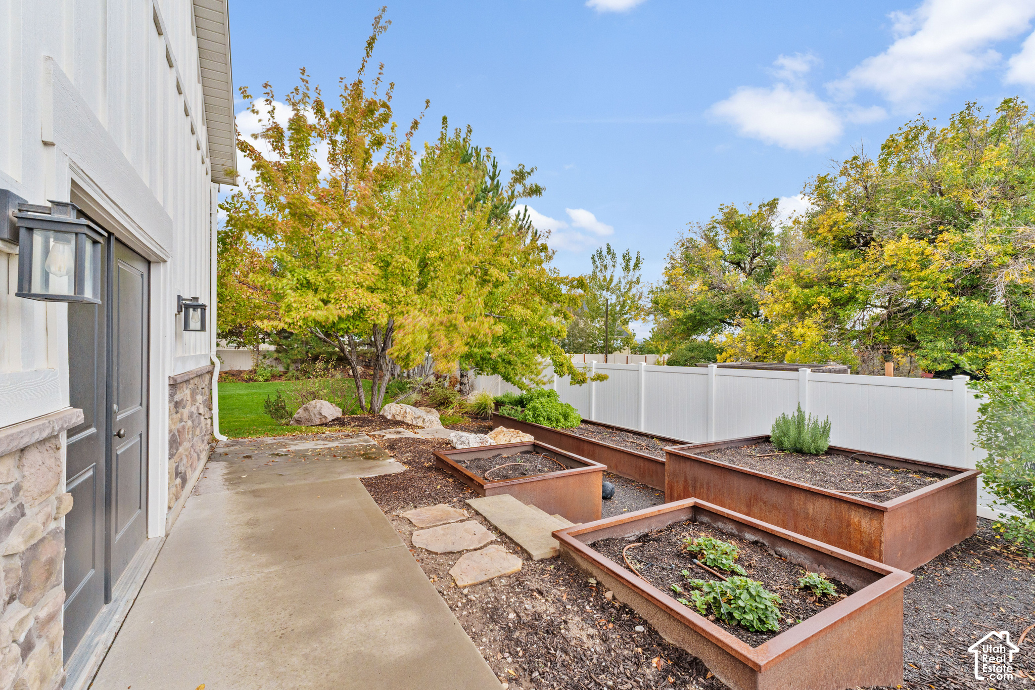 main property photo 76