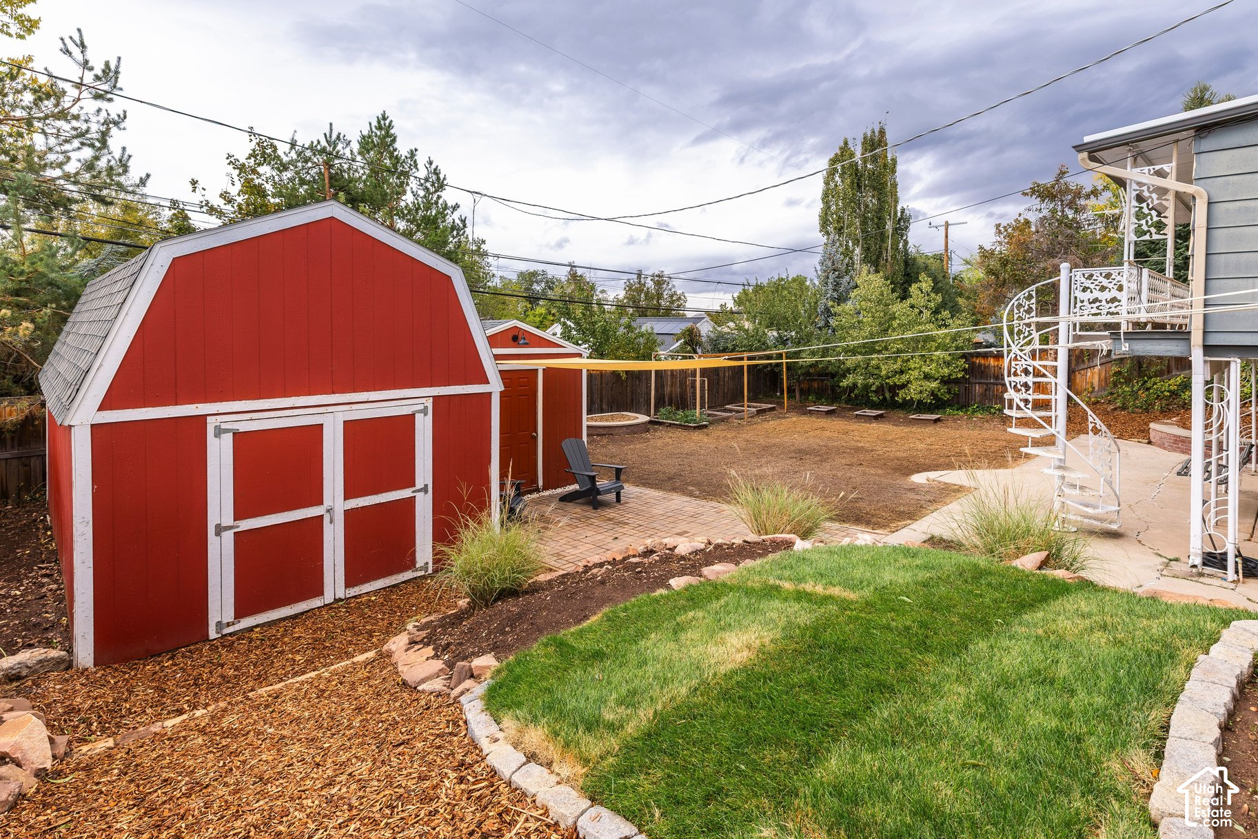 main property photo 24
