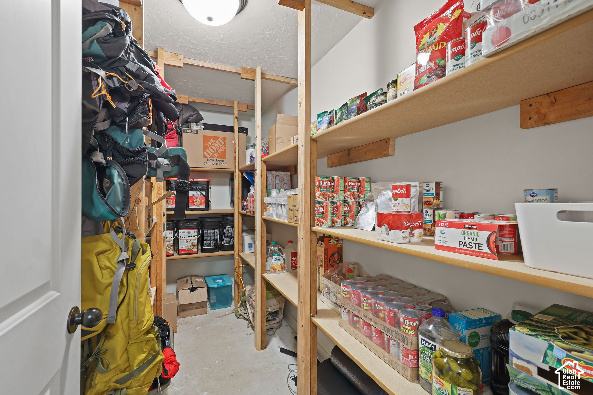 main property photo 44